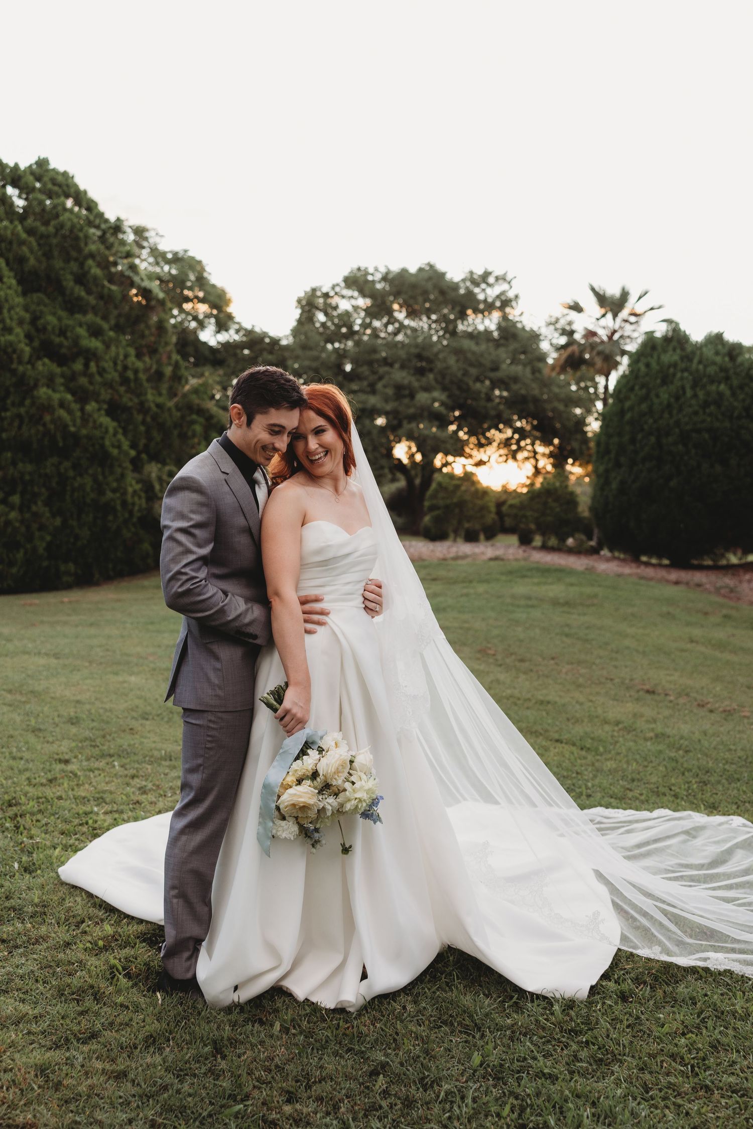 bride and groom portraits Rockhampton Botanical Gardens wedding