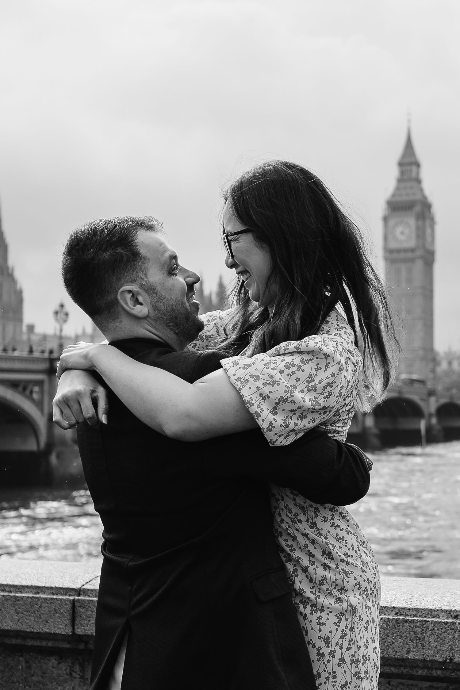 Alitha & James in Londons iconic big ben westminster in Spring for their exciting Engagement / Pre-Wedding photoshoot engagement ring
