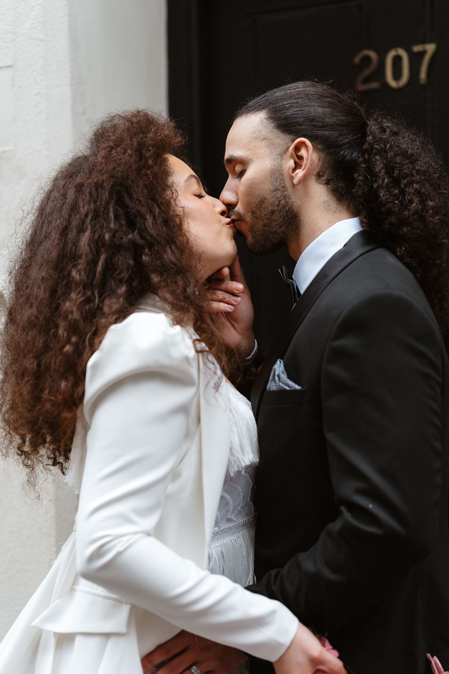 Relaxed wedding couple at The Hoxton, Holborn. London Wedding Photographer.