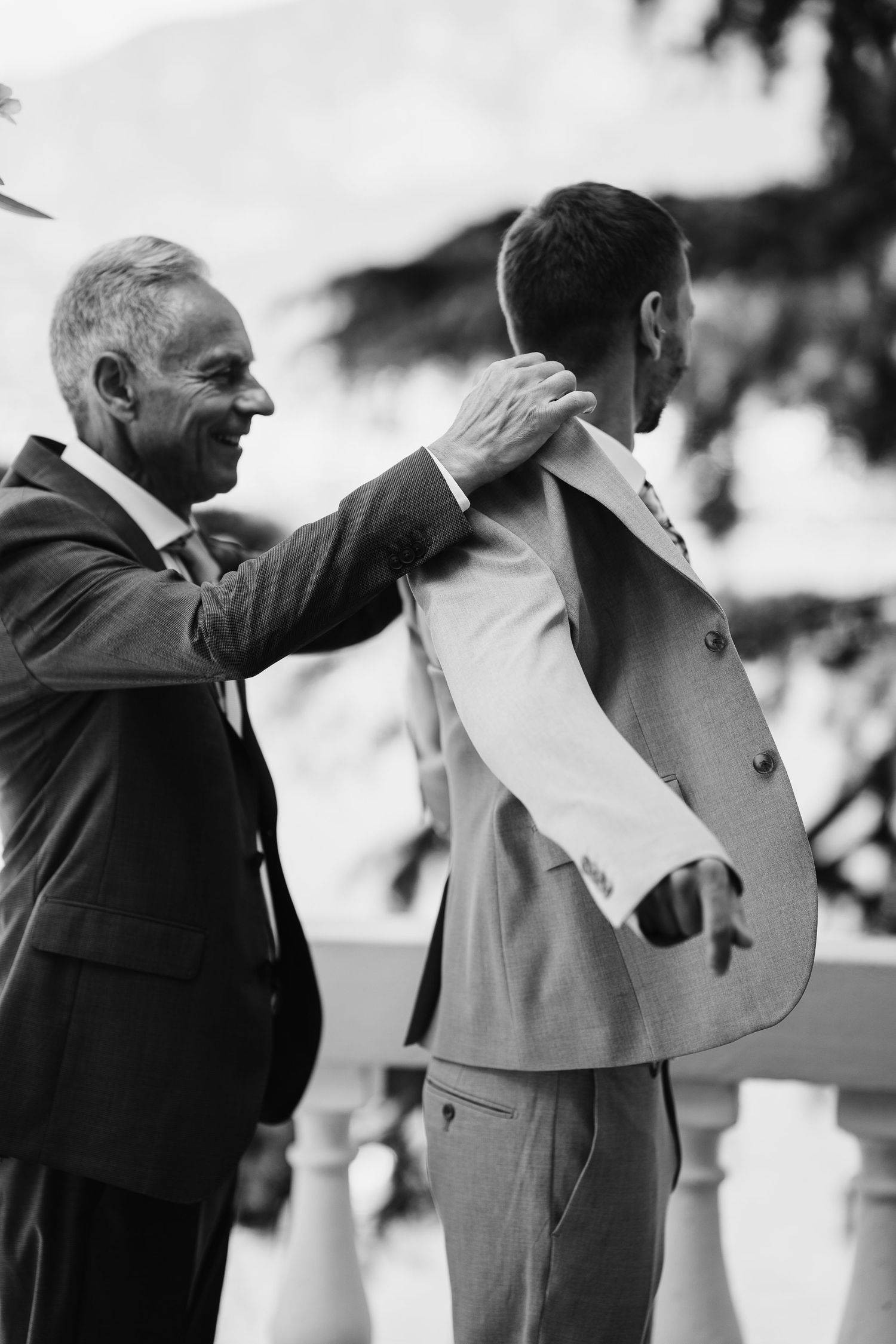 Groom Prep on Lake Como. Villa Guilia Wedding Venue. Lake Como Wedding Photographer. Destination Wedding Photographer