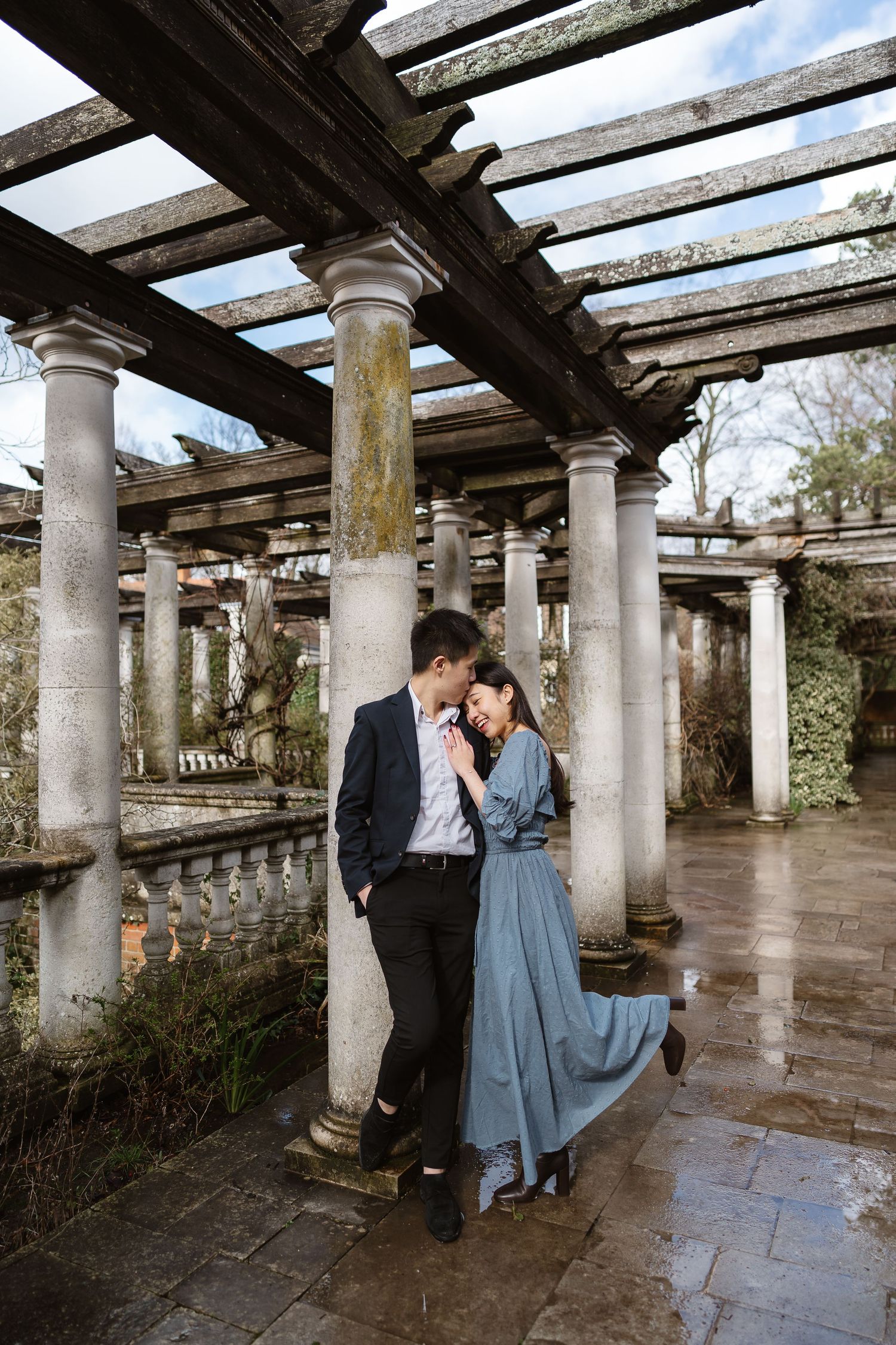 Fun and flirty as the sun shines through, engagement photoghapher London
