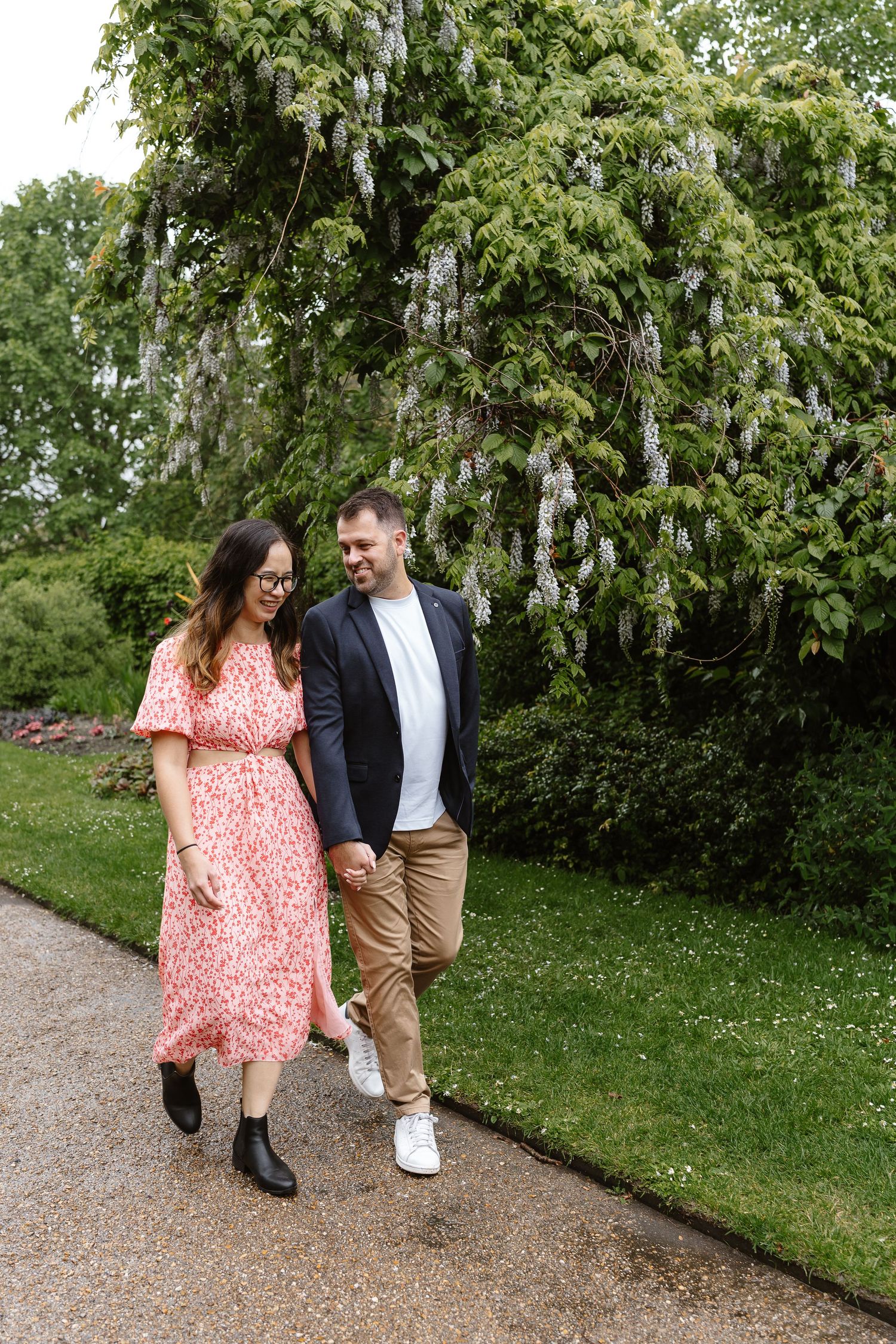 Alitha & James in Londons luxury regents park gardens in Spring for their exciting Engagement photoshoot engagement ring romantic