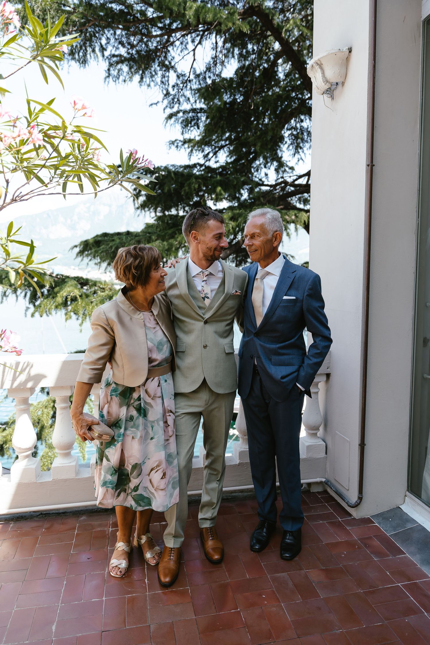 Groom Prep on Lake Como. Villa Guilia Wedding Venue. Lake Como Wedding Photographer. Destination Wedding Photographer