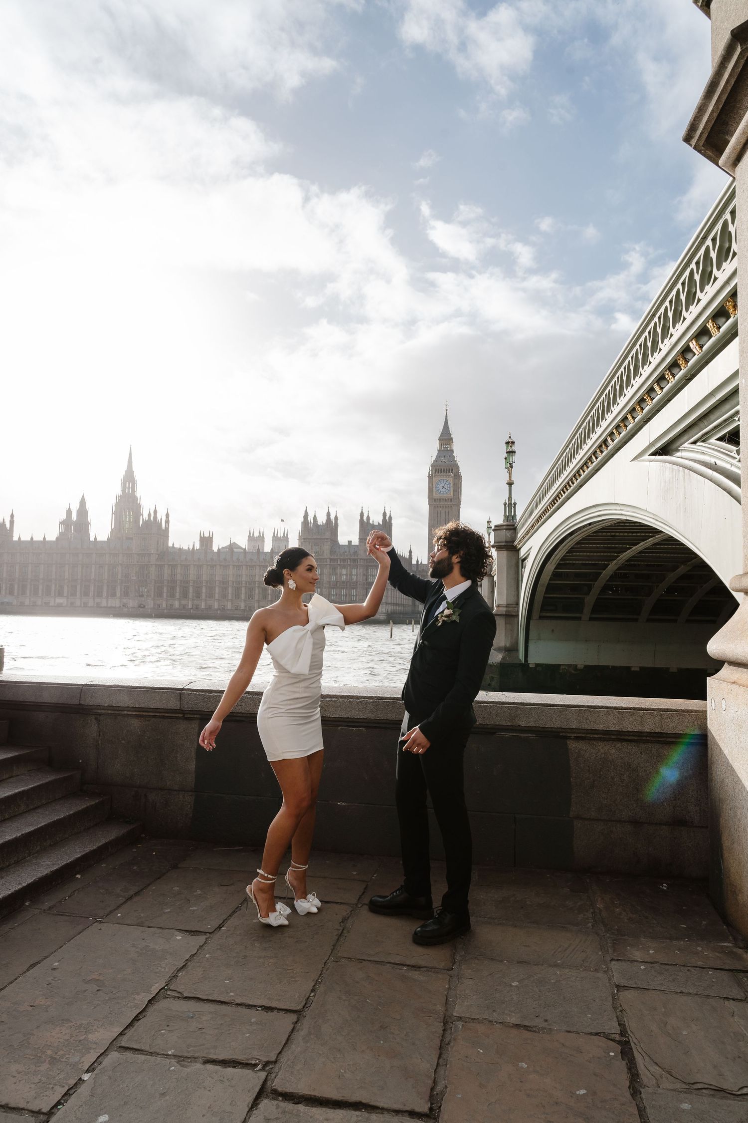 Wedding elopement London. Relaxed,Natural wedding photos Big Ben & Westminster River Thames. London Wedding photographer