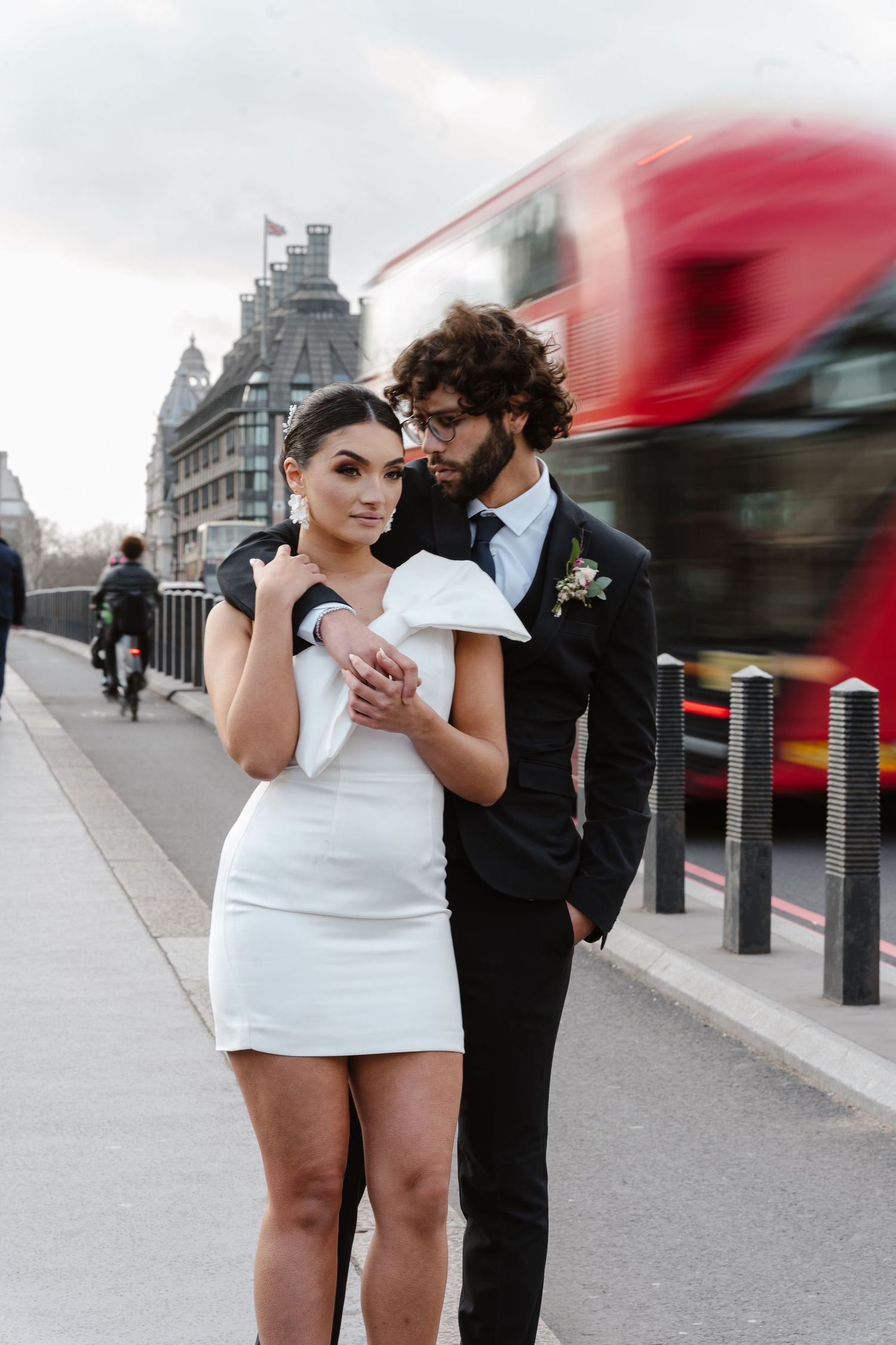 Wedding elopement London. Relaxed,Natural wedding photos Big Ben & Westminster River Thames. London Wedding photographer