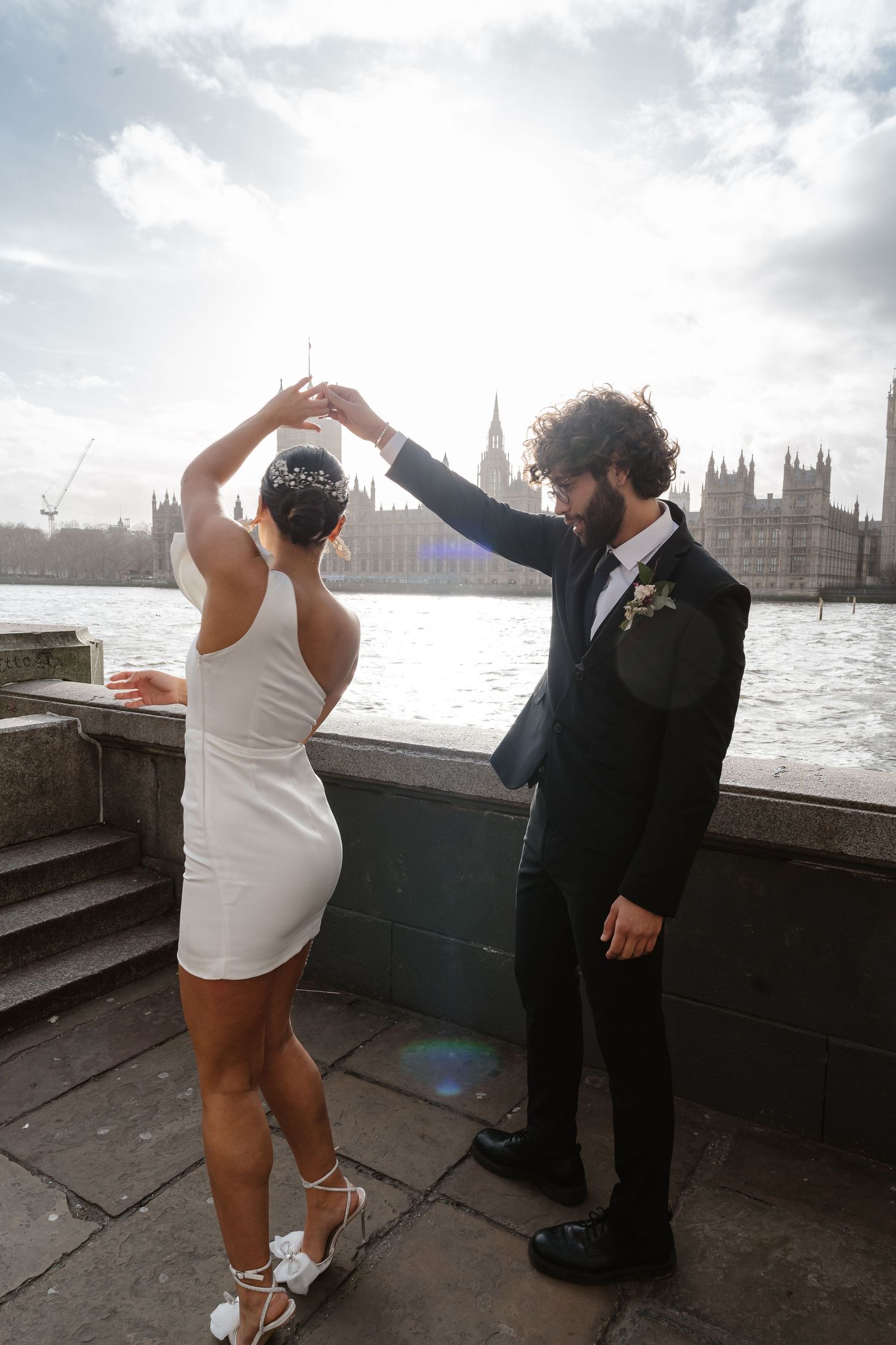 Wedding elopement London. Relaxed,Natural wedding photos Big Ben & Westminster River Thames. London Wedding photographer