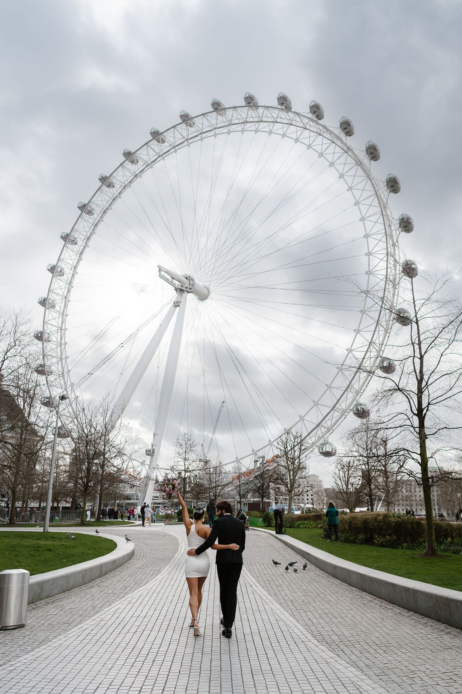 Couple Wedding Elopement. Iconic London buildings. London Eye. Double Decker Red Bus. London Wedding photographer