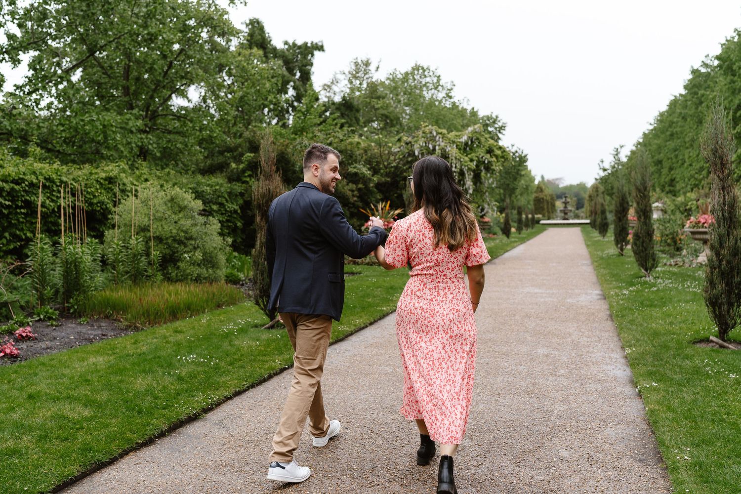 Alitha & James in Londons luxury regents park gardens in Spring for their exciting Engagement photoshoot engagement ring romantic
