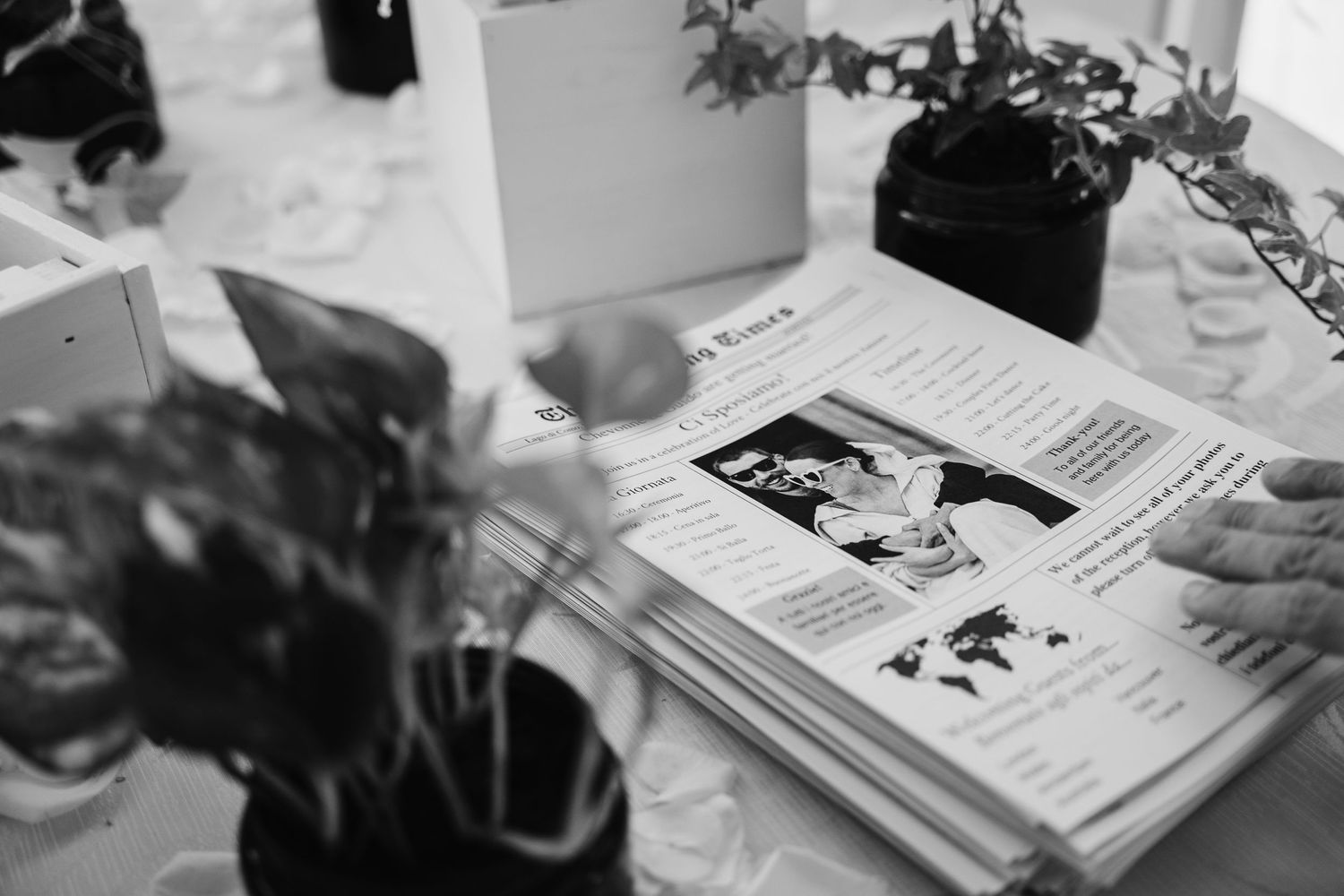 Wedding flowers Lake Como. Villa Giuilia Wedding Venue. Lake Como Wedding Photographer. Destination Wedding Photographer