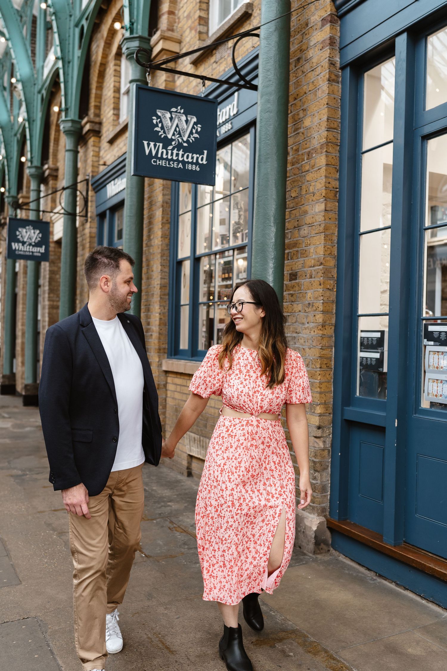 Alitha & James in Londons iconic covent garden in Spring for their exciting Engagement / Pre-Wedding photoshoot engagement ring