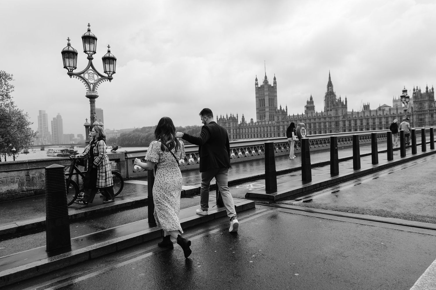 Alitha & James in Londons iconic big ben westminster in Spring for their exciting Engagement / Pre-Wedding photoshoot engagement ring