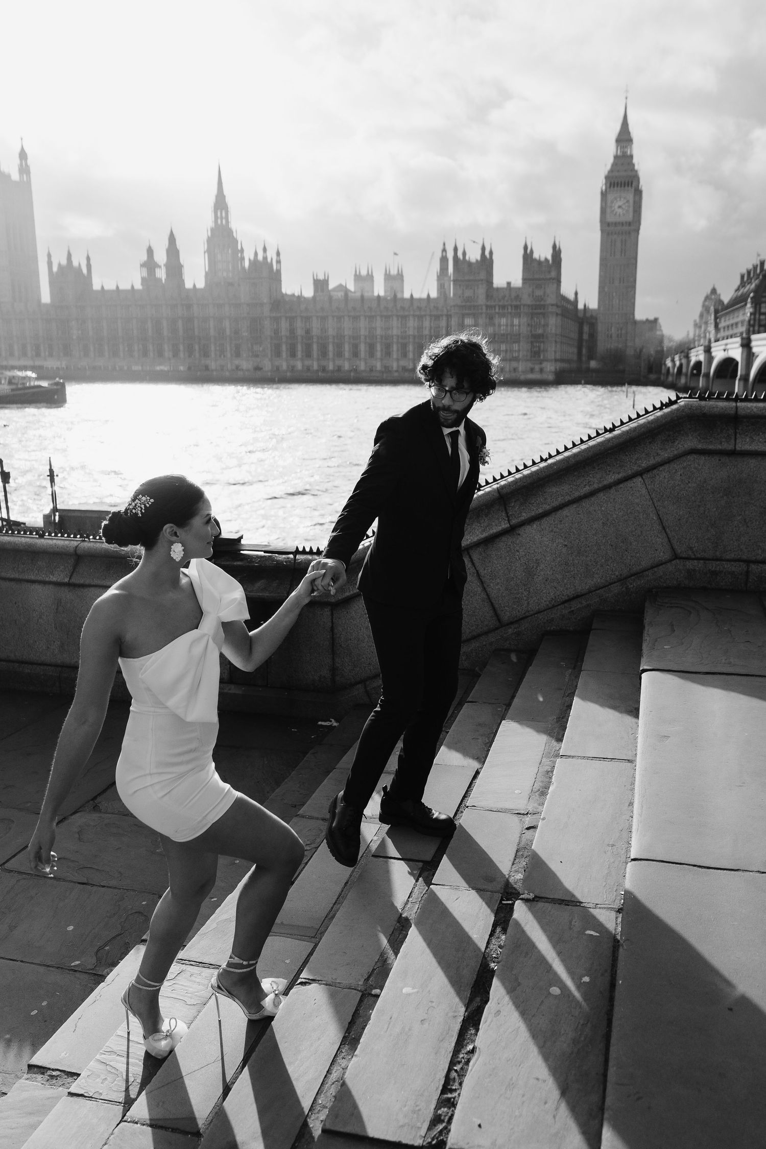 Wedding elopement London. Relaxed,Natural wedding photos Big Ben & Westminster River Thames. London Wedding photographer
