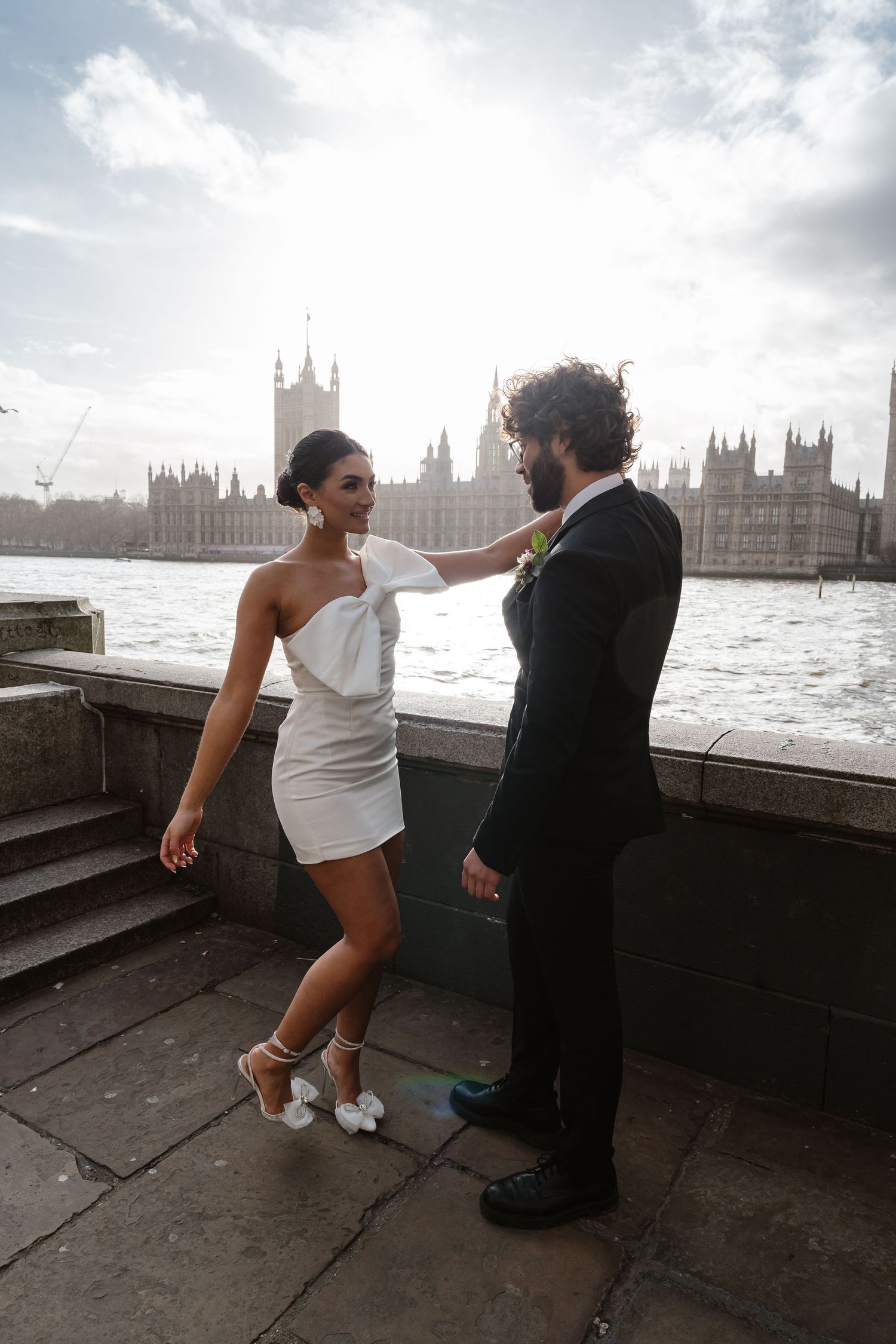 Wedding elopement London. Relaxed,Natural wedding photos Big Ben & Westminster River Thames. London Wedding photographer