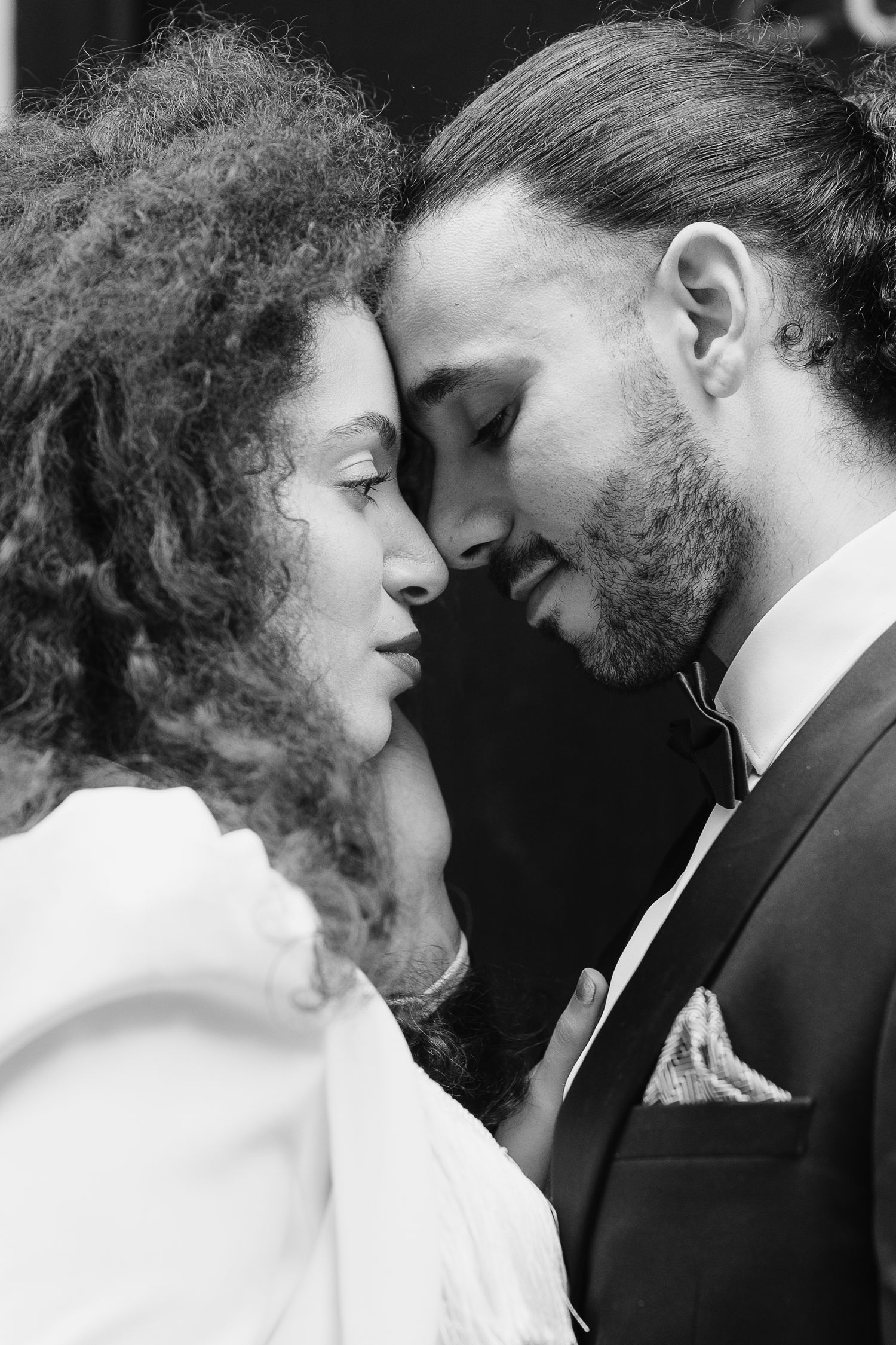 Relaxed wedding couple at The Hoxton, Holborn. London Wedding Photographer.