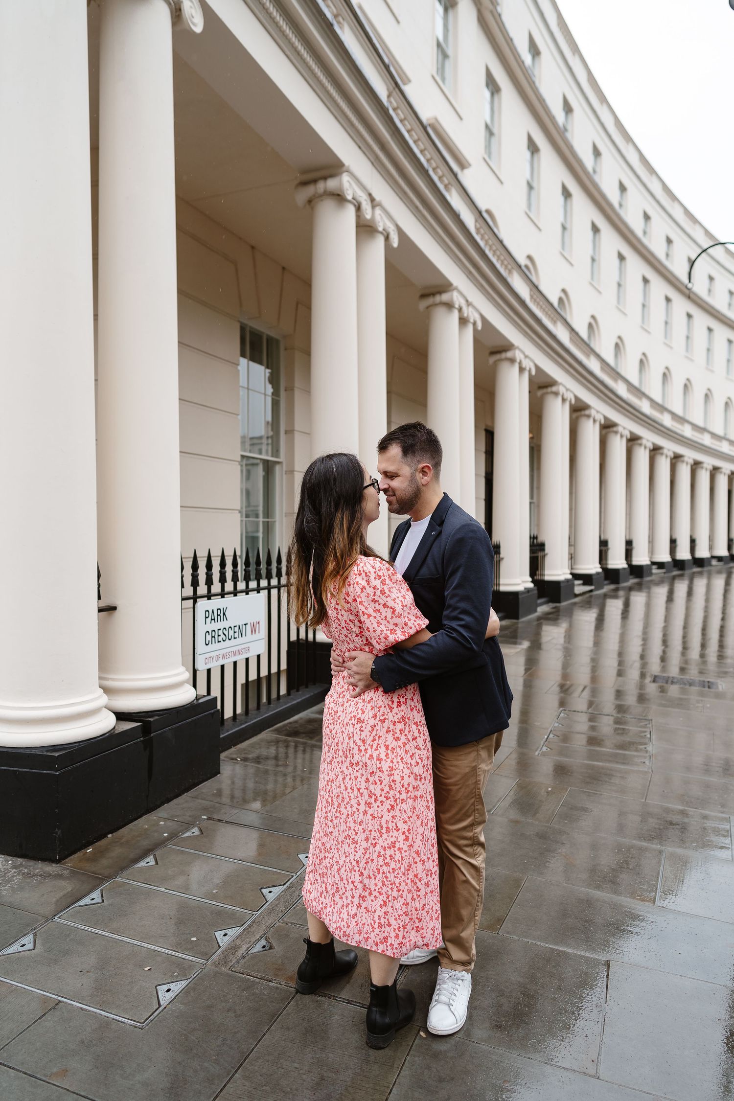 Alitha & James in Londons iconic park crescent luxury in Spring for their exciting Engagement / Pre-Wedding photoshoot engagement ring