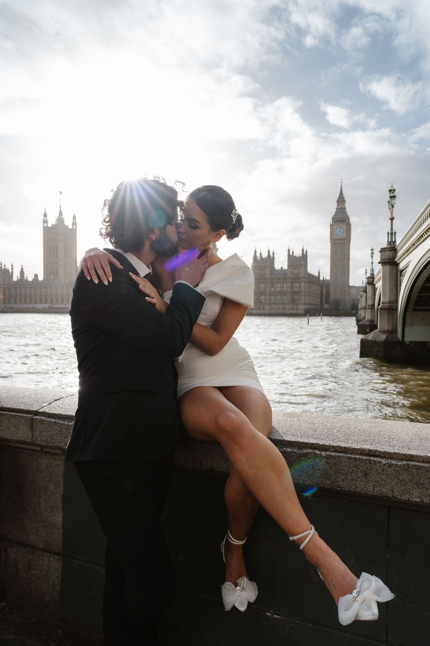 Wedding elopement London. Relaxed,Natural wedding photos Big Ben & Westminster River Thames. London Wedding photographer