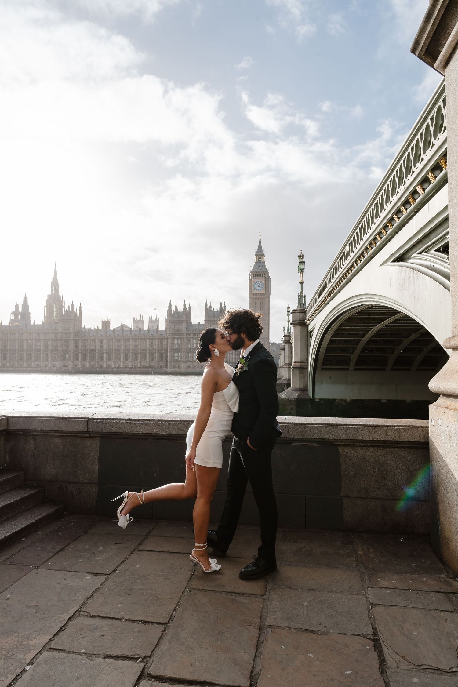 Wedding elopement London. Relaxed,Natural wedding photos Big Ben & Westminster River Thames. London Wedding photographer