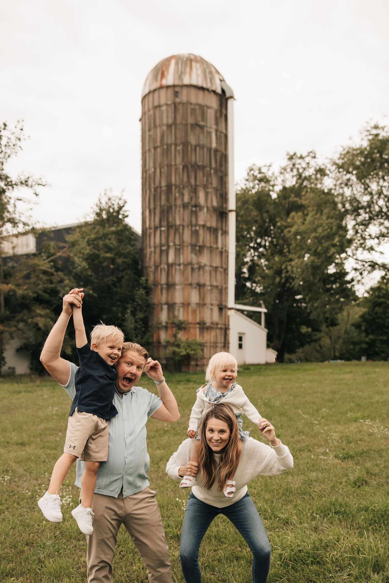 Candid family moments on family farm in Traverse City Michigan