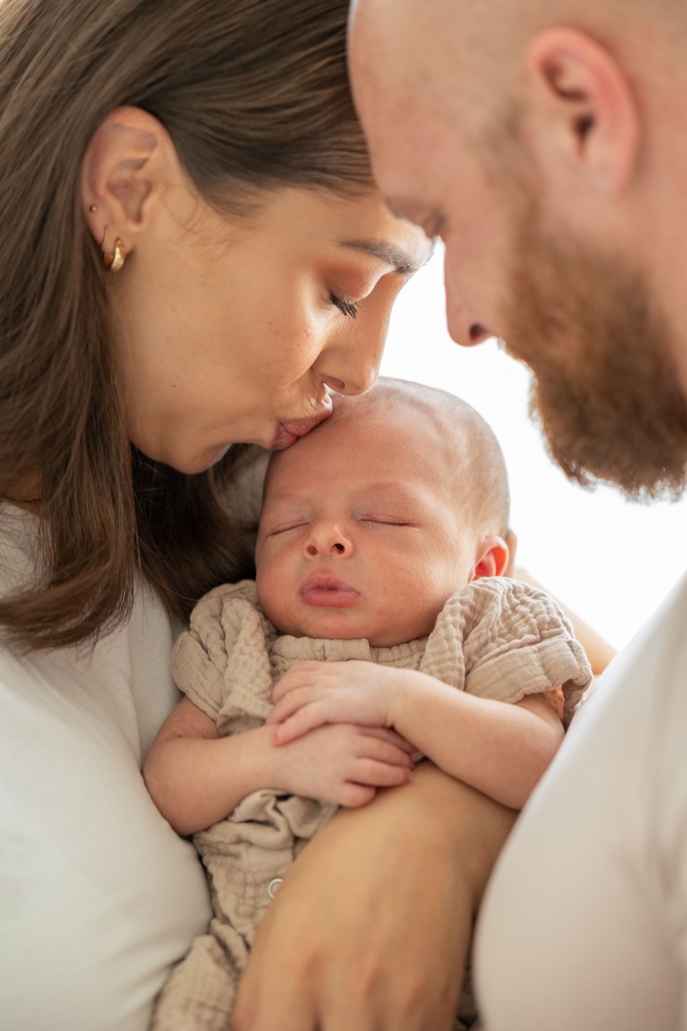 Katja Ravi Visuals odotuskuvaus Lahti Newbornkuvaus Lahti Lapsikuvaus Lahti Perhekuvaus Lahti Ylioppilaskuvaus Lahti Rippikuvaus Lahti