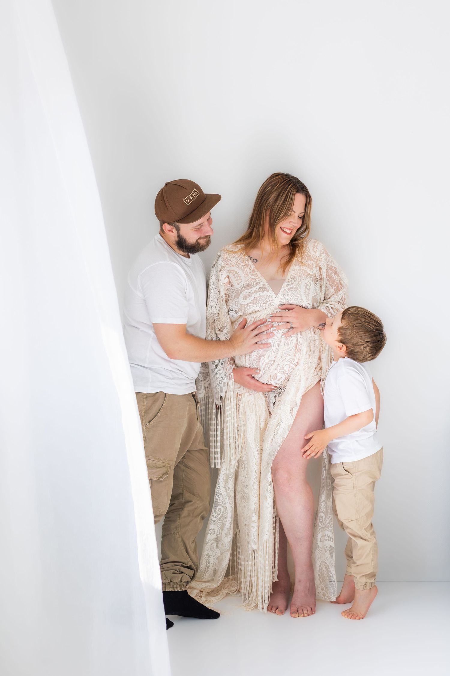 Katja Ravi Visuals odotuskuvaus Lahti Newbornkuvaus Lahti Lapsikuvaus Lahti Perhekuvaus Lahti Ylioppilaskuvaus Lahti Rippikuvaus Lahti
