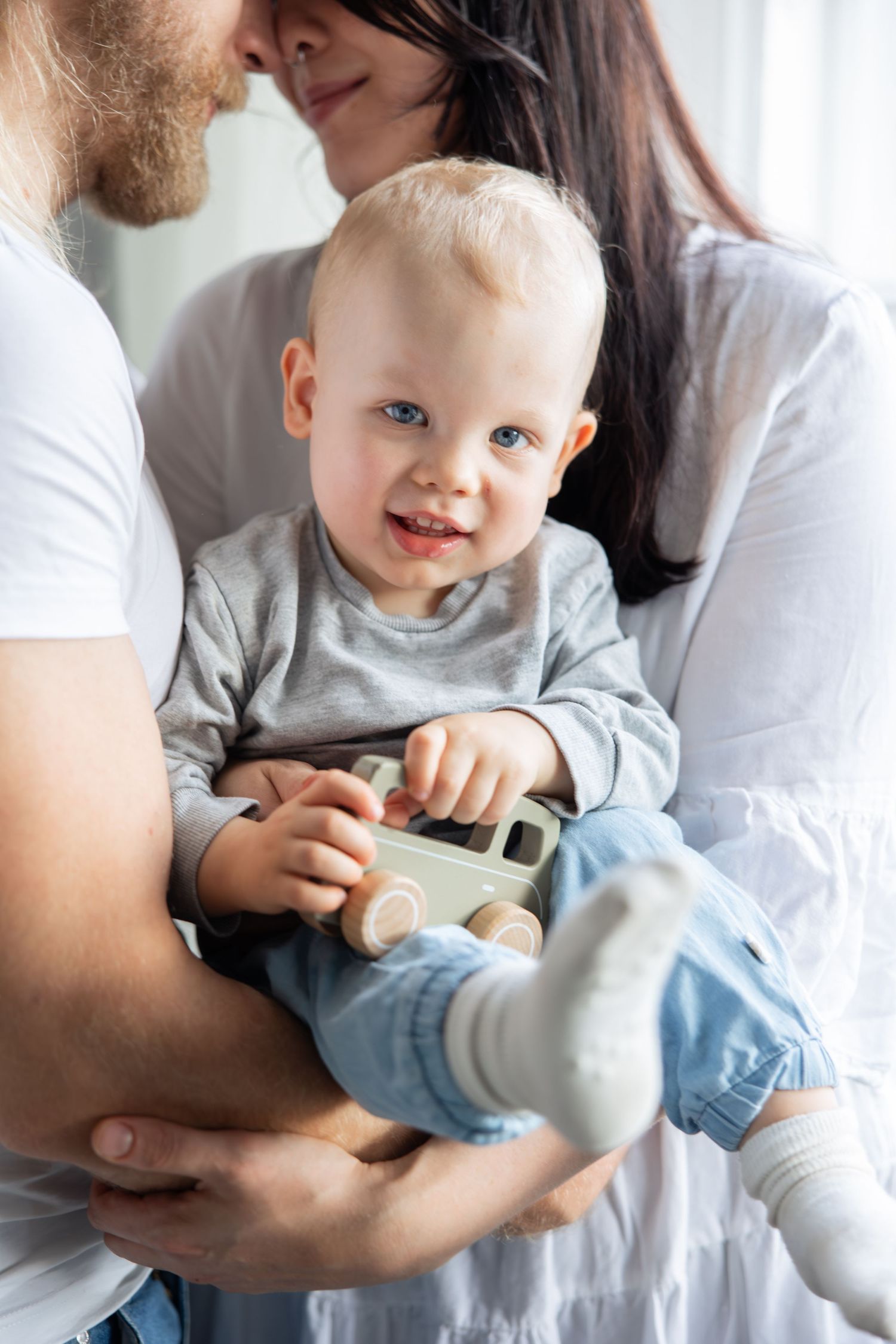 Katja Ravi Visuals odotuskuvaus Lahti Newbornkuvaus Lahti Lapsikuvaus Lahti Perhekuvaus Lahti Ylioppilaskuvaus Lahti Rippikuvaus Lahti