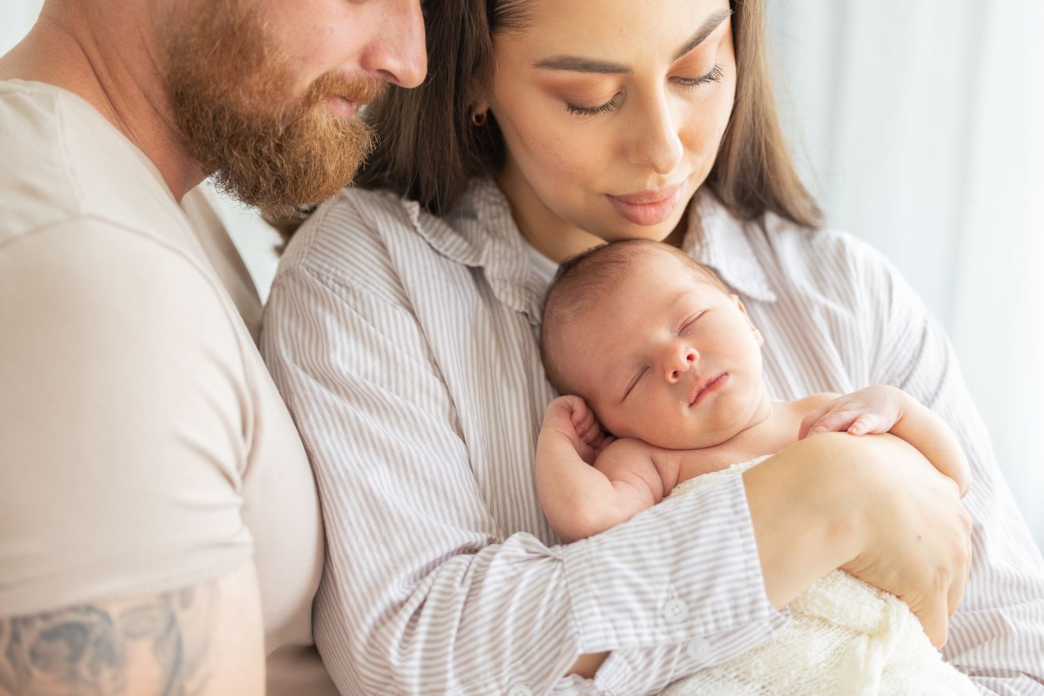 Katja Ravi Visuals odotuskuvaus Lahti Newbornkuvaus Lahti Lapsikuvaus Lahti Perhekuvaus Lahti Ylioppilaskuvaus Lahti Rippikuvaus Lahti