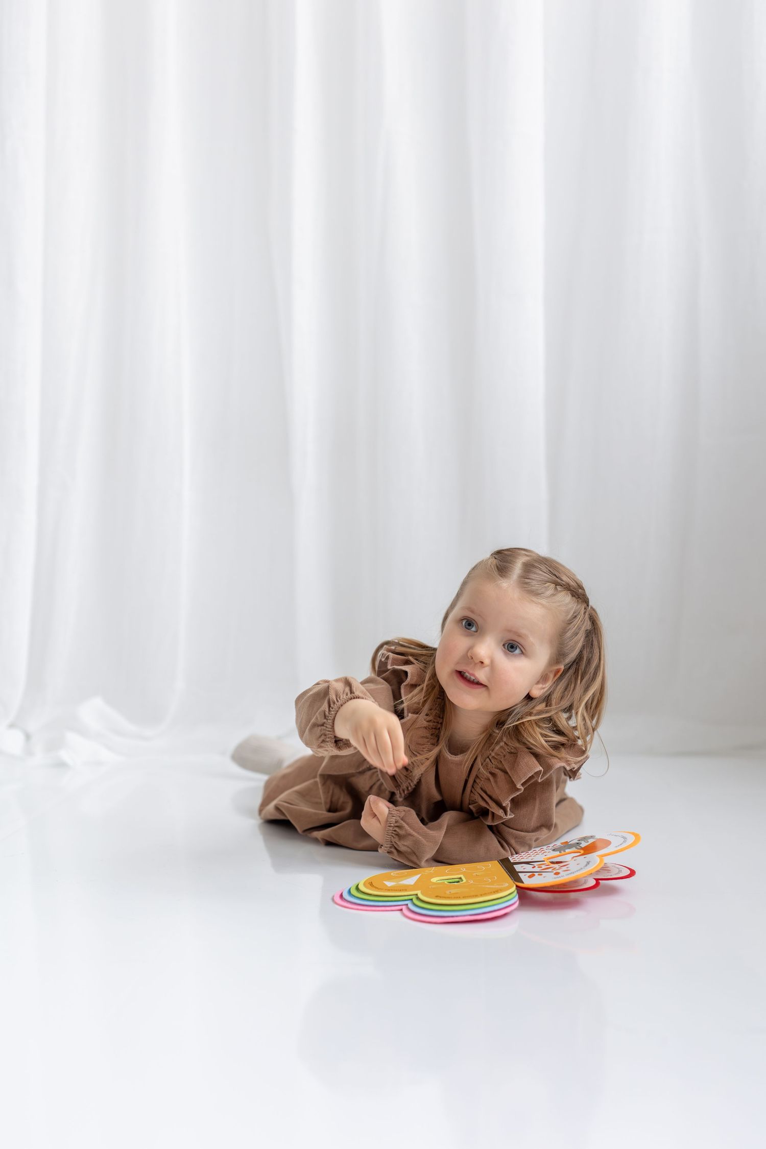 Katja Ravi Visuals odotuskuvaus Lahti Newbornkuvaus Lahti Lapsikuvaus Lahti Perhekuvaus Lahti Ylioppilaskuvaus Lahti Rippikuvaus Lahti