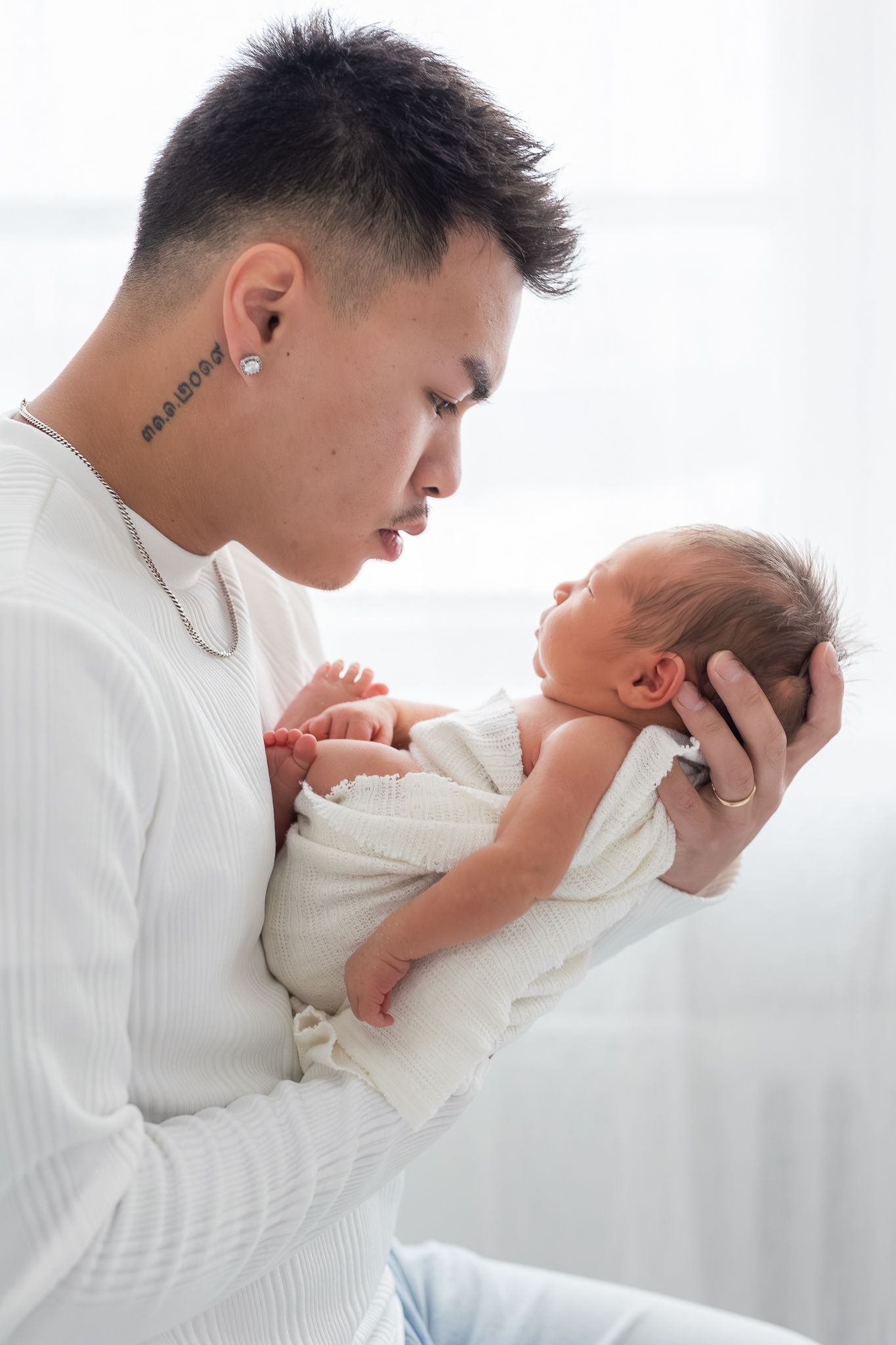 Katja Ravi Visuals odotuskuvaus Lahti Newbornkuvaus Lahti Lapsikuvaus Lahti Perhekuvaus Lahti Ylioppilaskuvaus Lahti Rippikuvaus Lahti