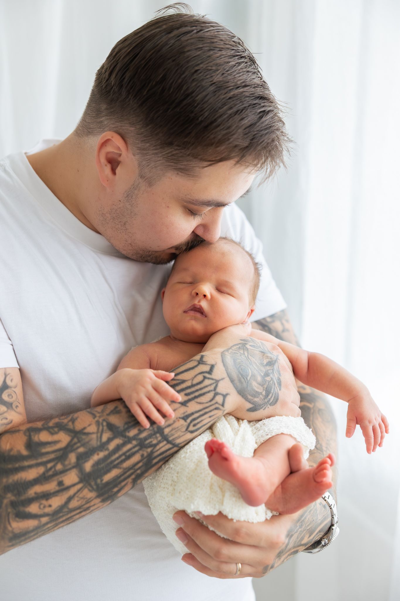 Katja Ravi Visuals odotuskuvaus Lahti Newbornkuvaus Lahti Lapsikuvaus Lahti Perhekuvaus Lahti Ylioppilaskuvaus Lahti Rippikuvaus Lahti