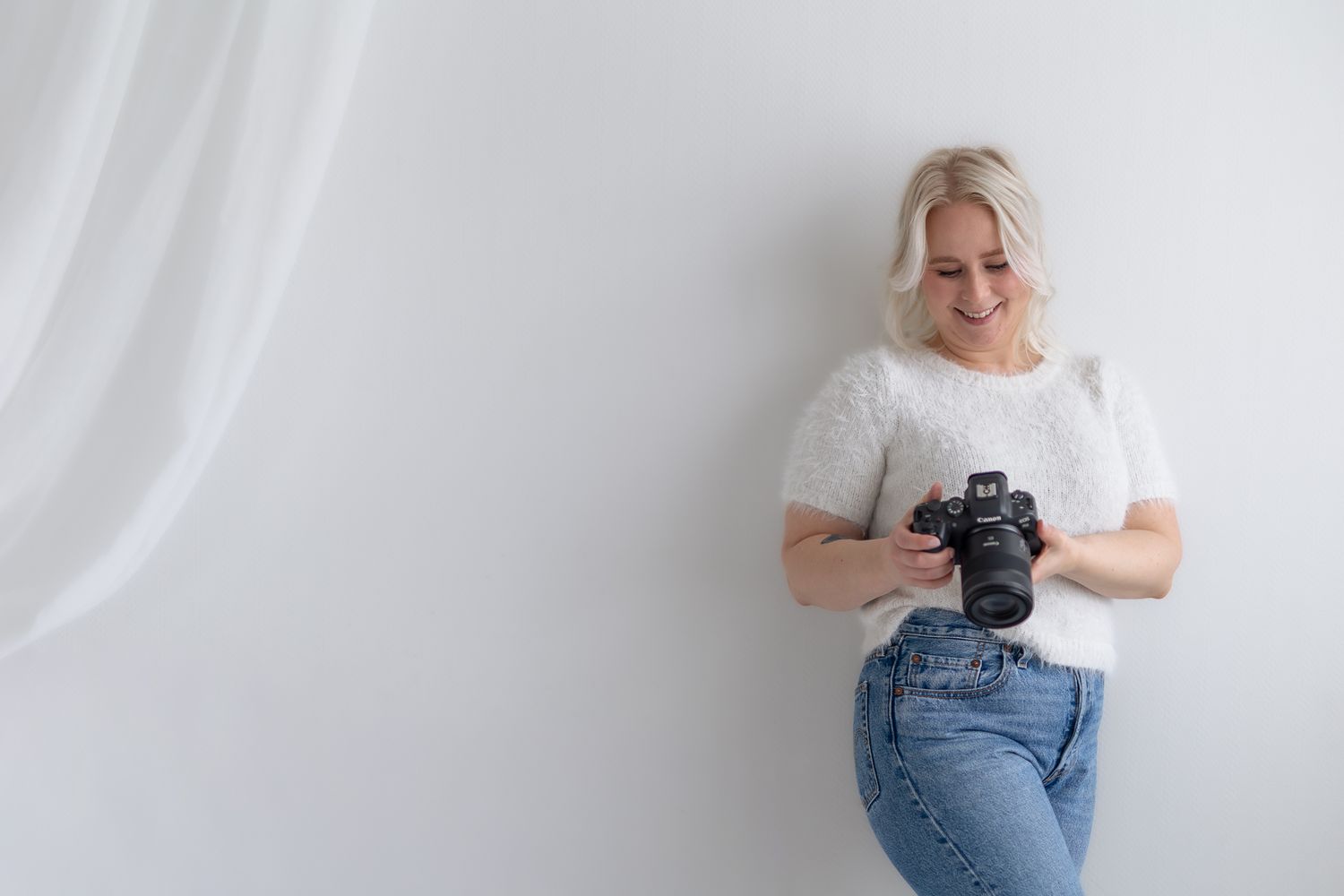 Katja Ravi Visuals brändikuvaus Lahti odotuskuvaus Lahti Newbornkuvaus Lahti Lapsikuvaus Lahti Perhekuvaus Lahti Ylioppilaskuvaus Lahti