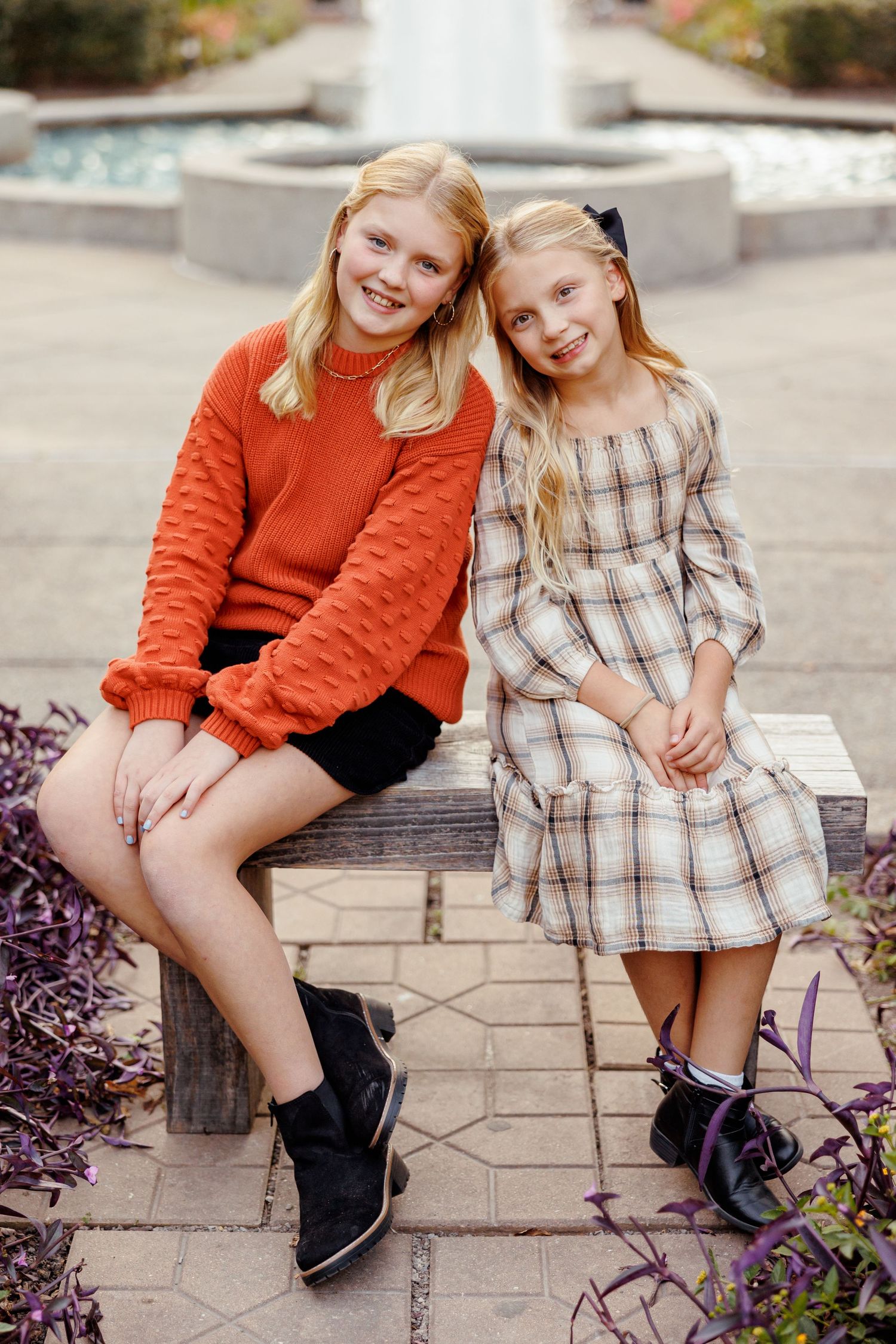 Portrait of sisters at Memphis Botanic Garden by Memphis photographer Emily Joy Photography