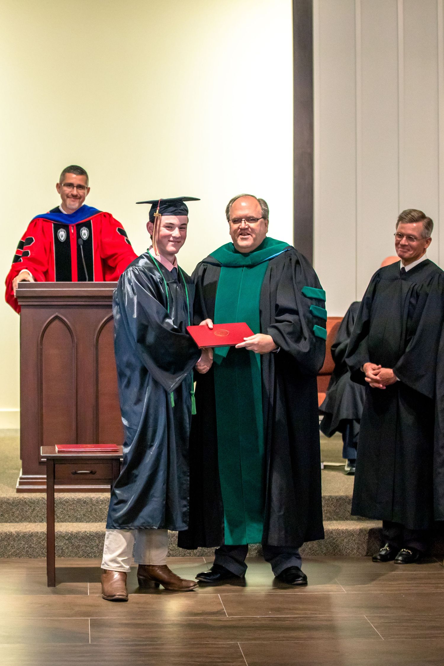 A graduation portrait by Emily Joy Photography, now a wedding photographer in Memphis, TN.