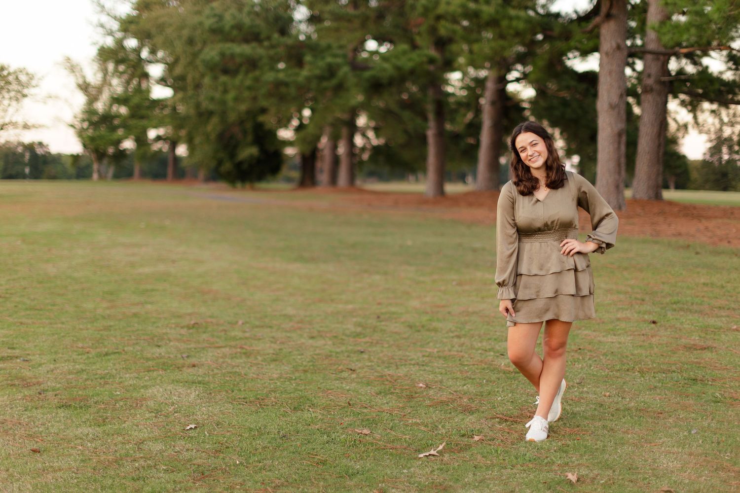 Senior portrait at Audubon Park by Memphis photographer Emily Joy Photography