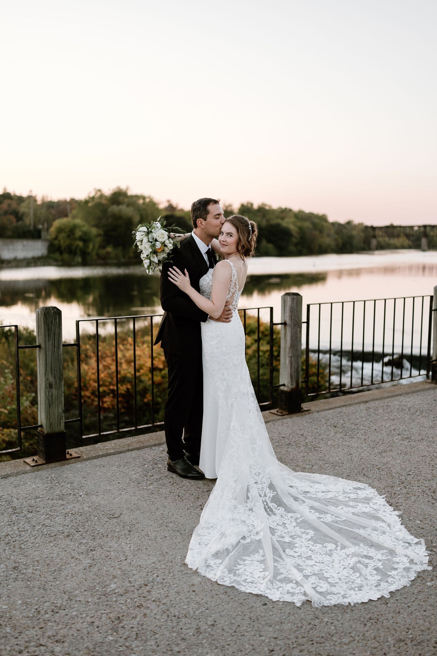 wedding photographer, Ontario wedding photographer, Paris Ontario photography studio, documentary style wedding photography