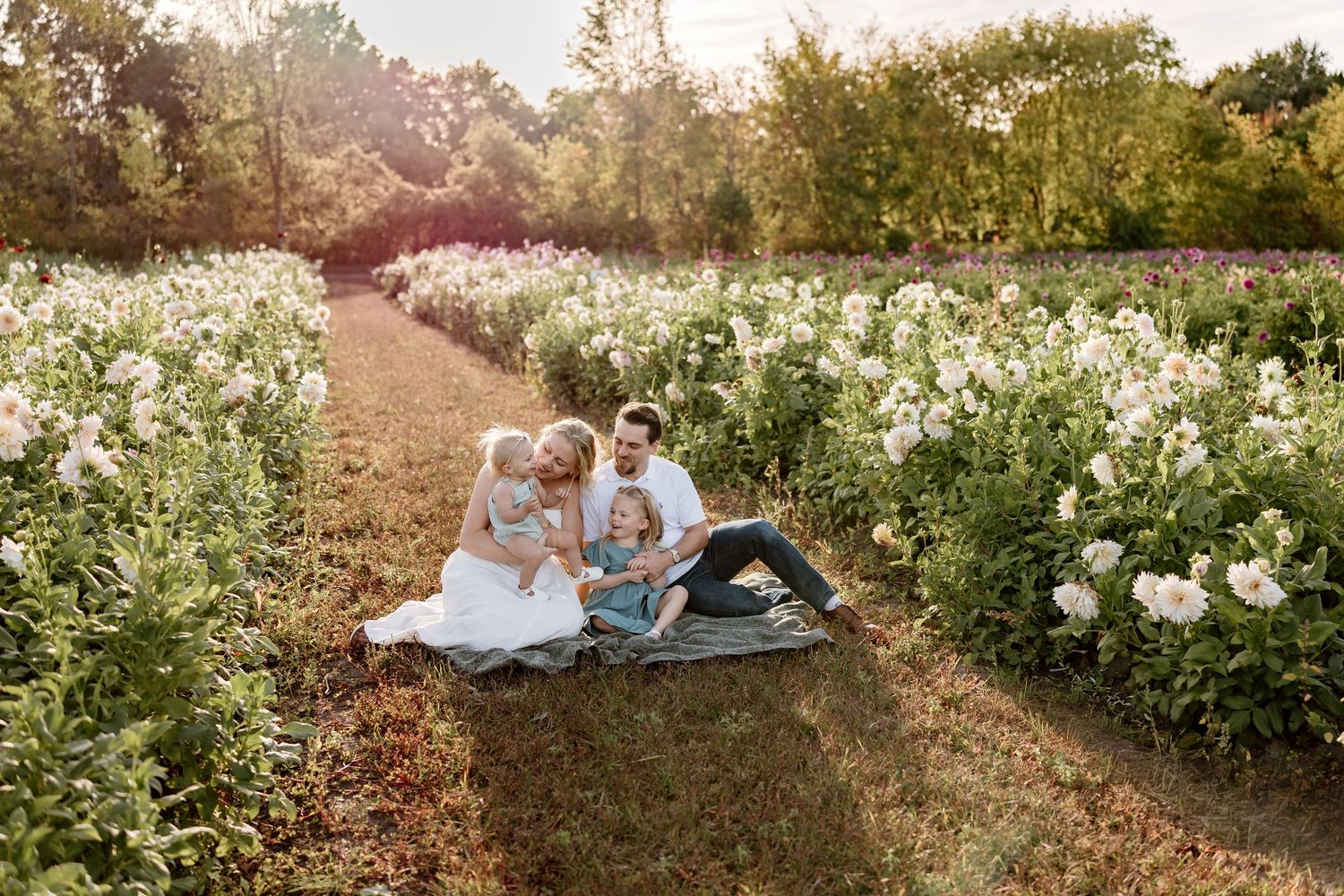 wedding photographer, Ontario wedding photographer, Paris Ontario photography studio, documentary style wedding photography