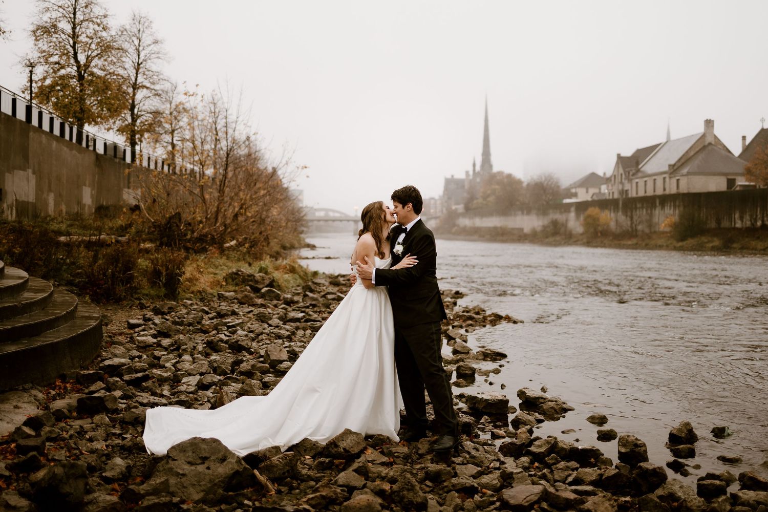 wedding photographer, Ontario wedding photographer, Paris Ontario photography studio, documentary style wedding photography