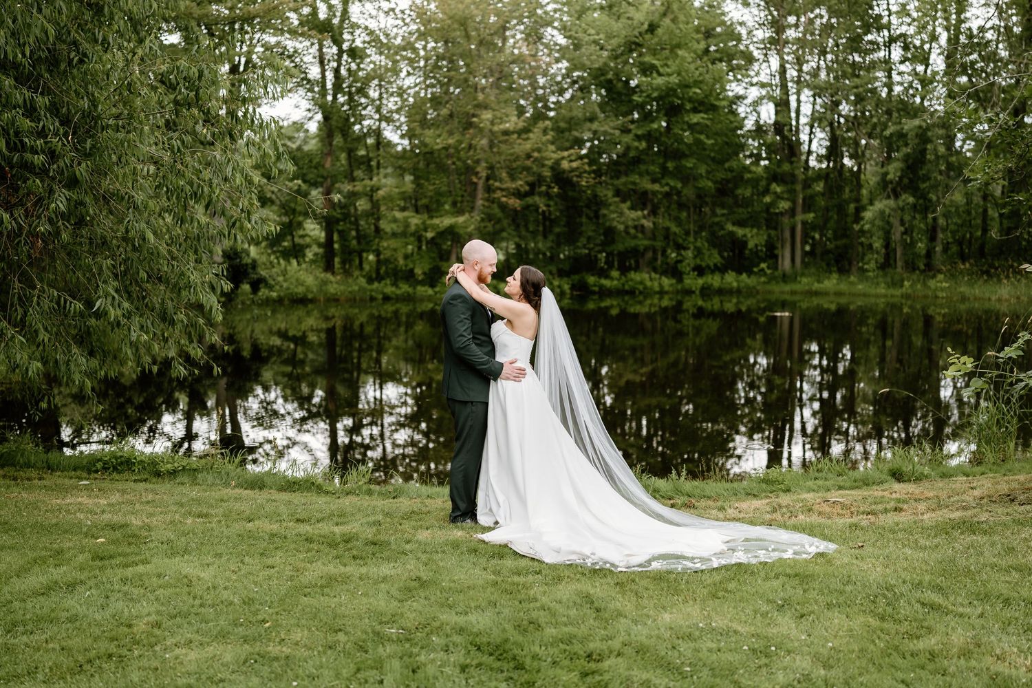 wedding photographer, Ontario wedding photographer, Paris Ontario photography studio, documentary style wedding photography