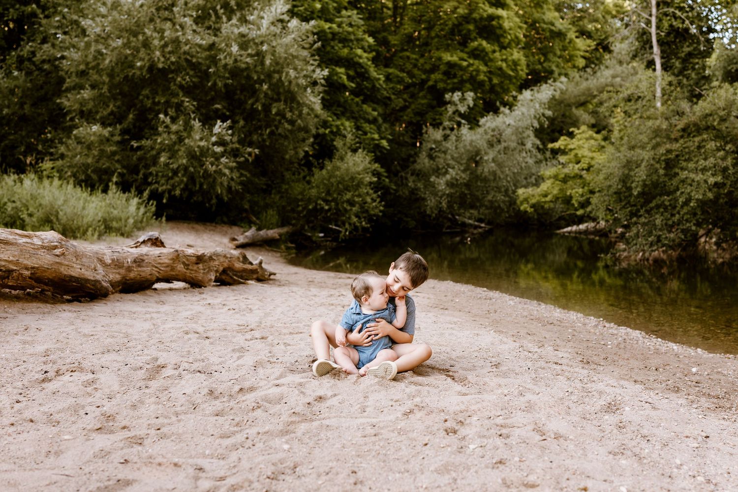wedding photographer, Ontario wedding photographer, Paris Ontario photography studio, documentary style wedding photography