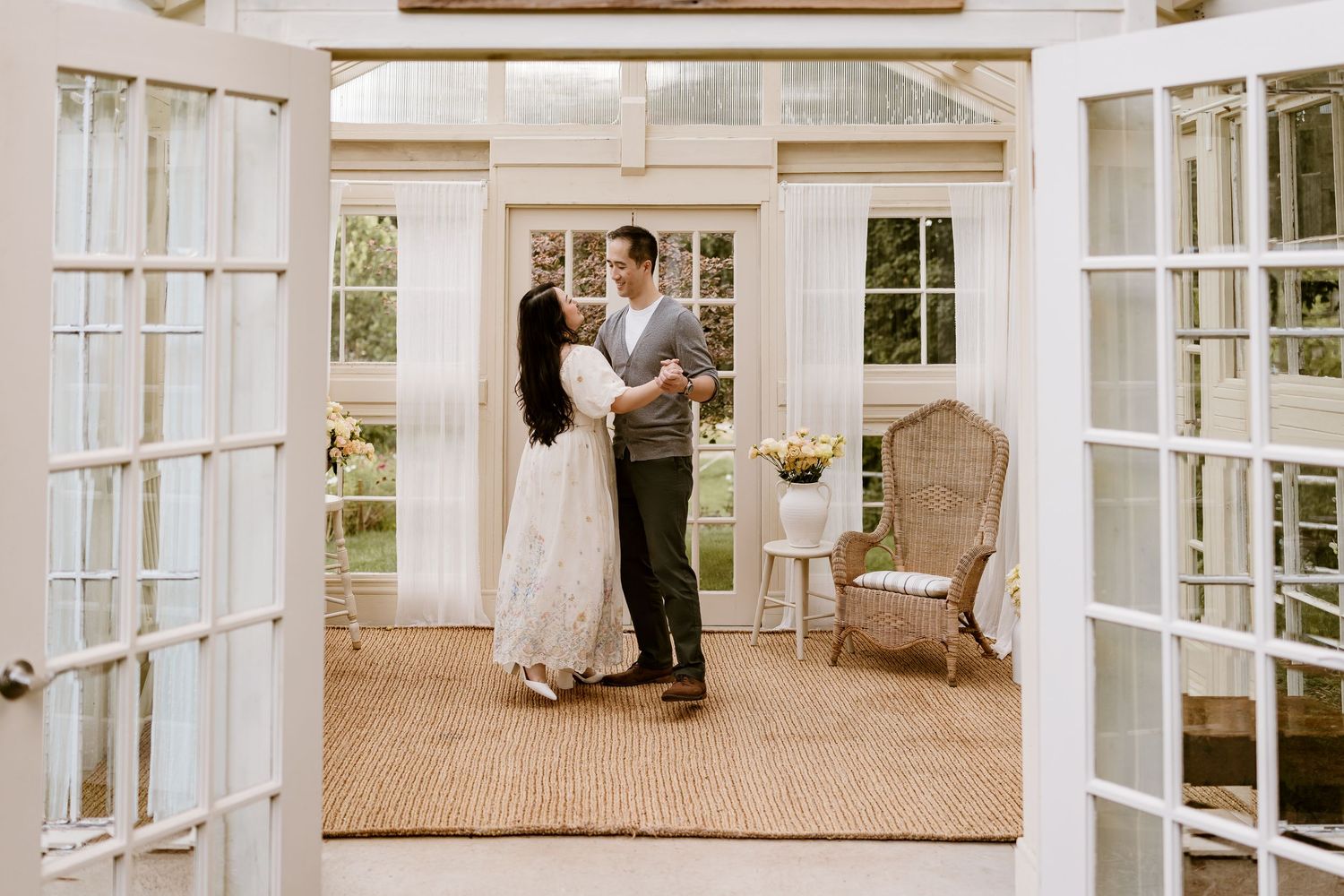 wedding photographer, Ontario wedding photographer, Paris Ontario photography studio, documentary style wedding photography