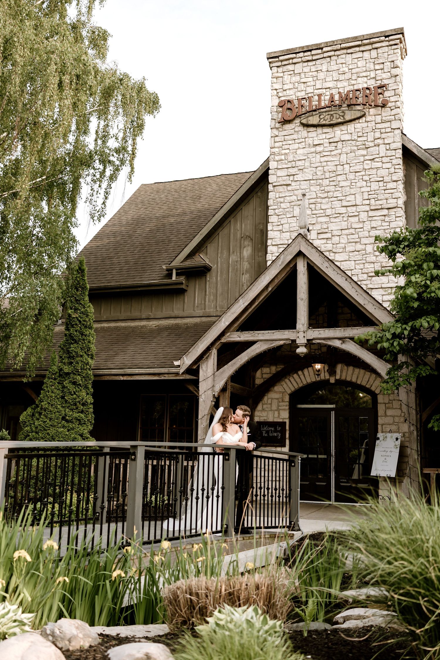 wedding photographer, Ontario wedding photographer, Paris Ontario photography studio, documentary style wedding photography