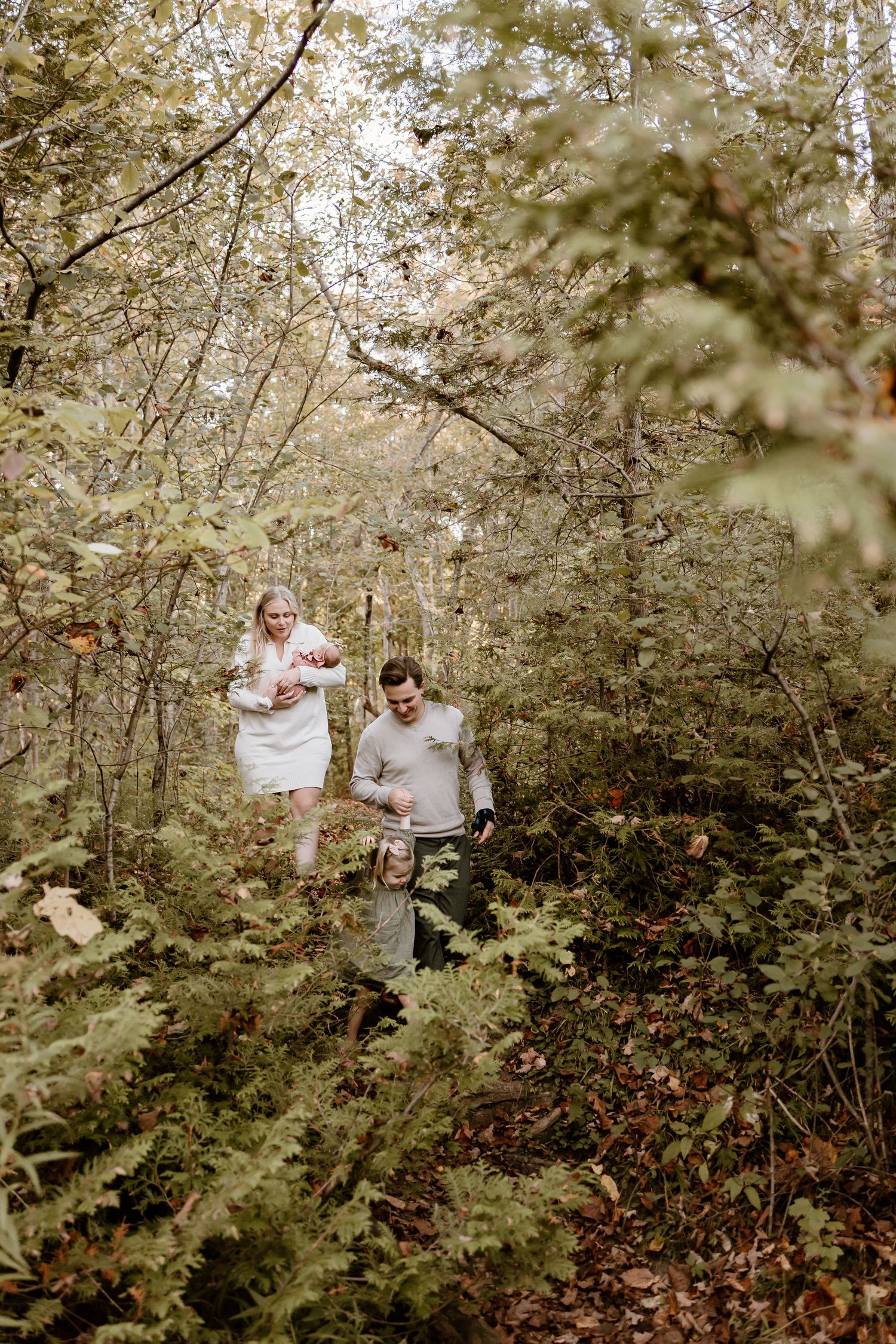 wedding photographer, Ontario wedding photographer, paris ontario photography studio, documentary style wedding photography