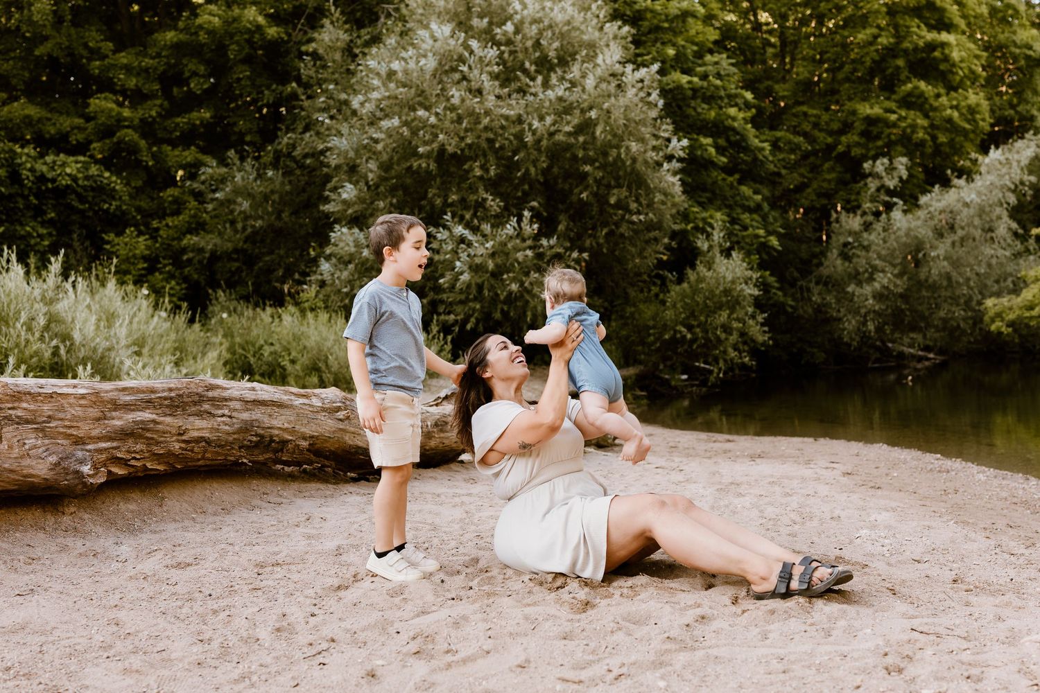 wedding photographer, Ontario wedding photographer, Paris Ontario photography studio, documentary style wedding photography