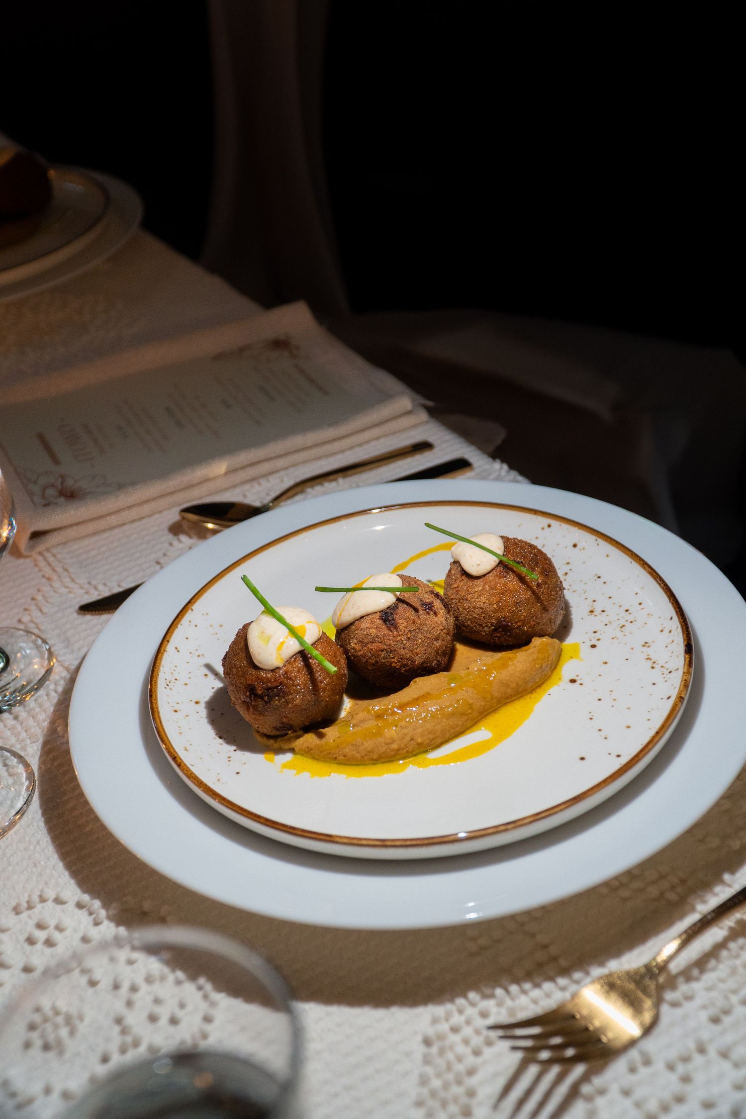 Chef Niyi Brown photographed during an Afro-fusion tasting by Wisely's Mind.