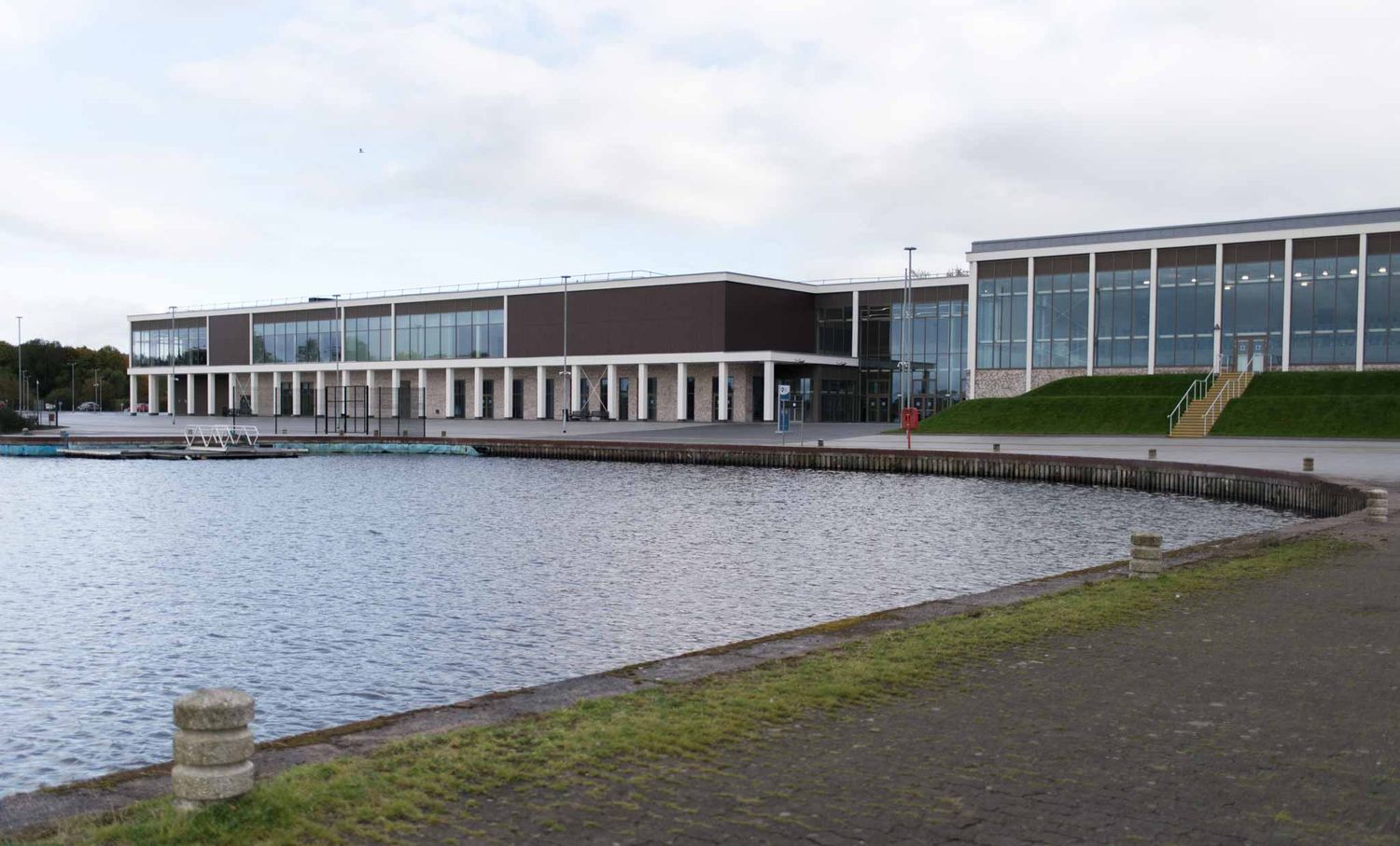 Wide photo of the centre showing more of the lakes.