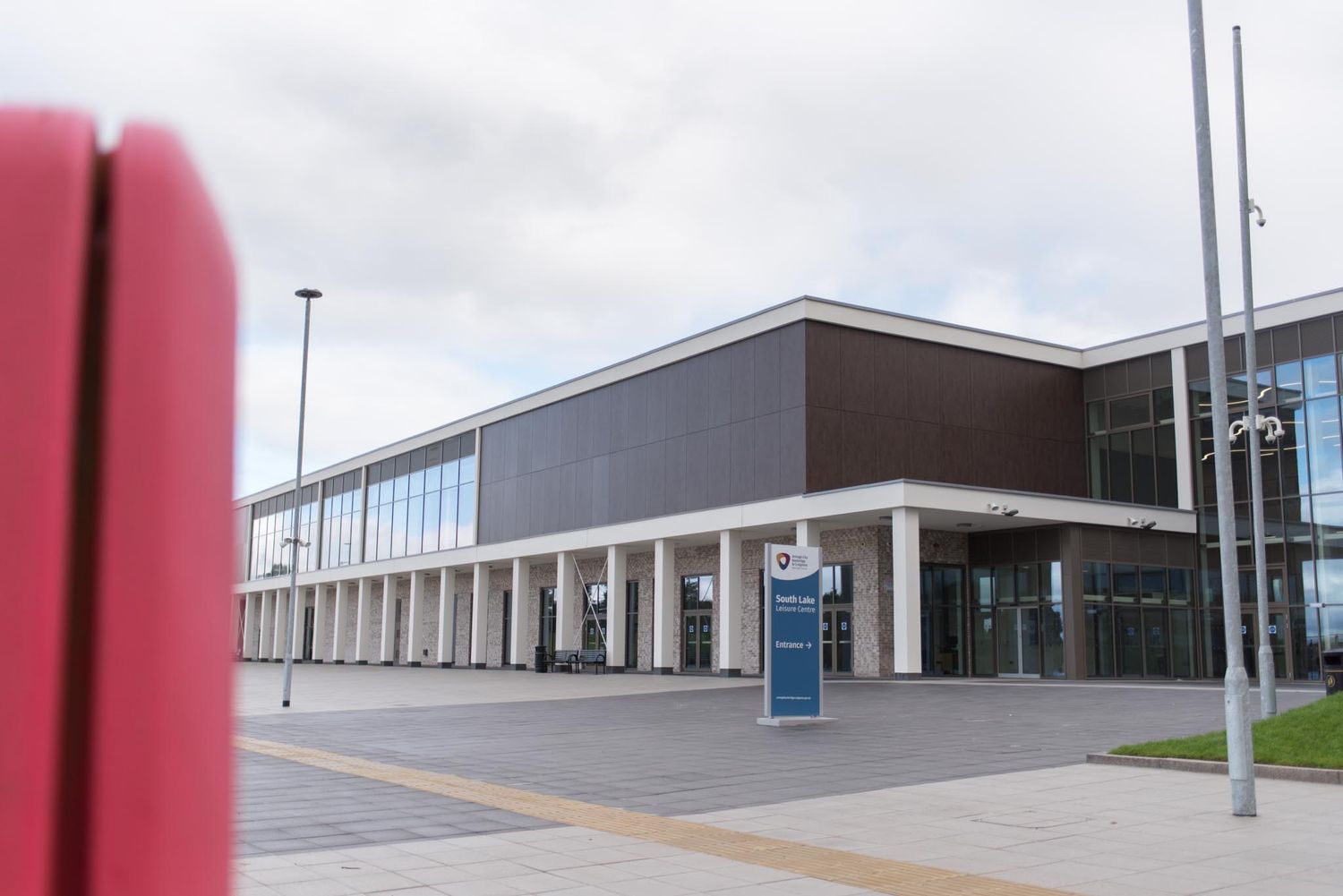 Entrance of the leisure centre.