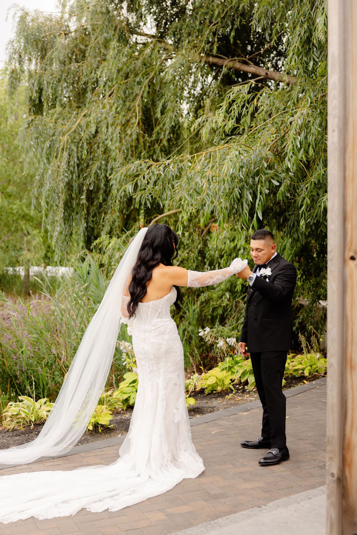 A series of five wedding photos showing a first look moment captured through a progression sequence outdoors.
