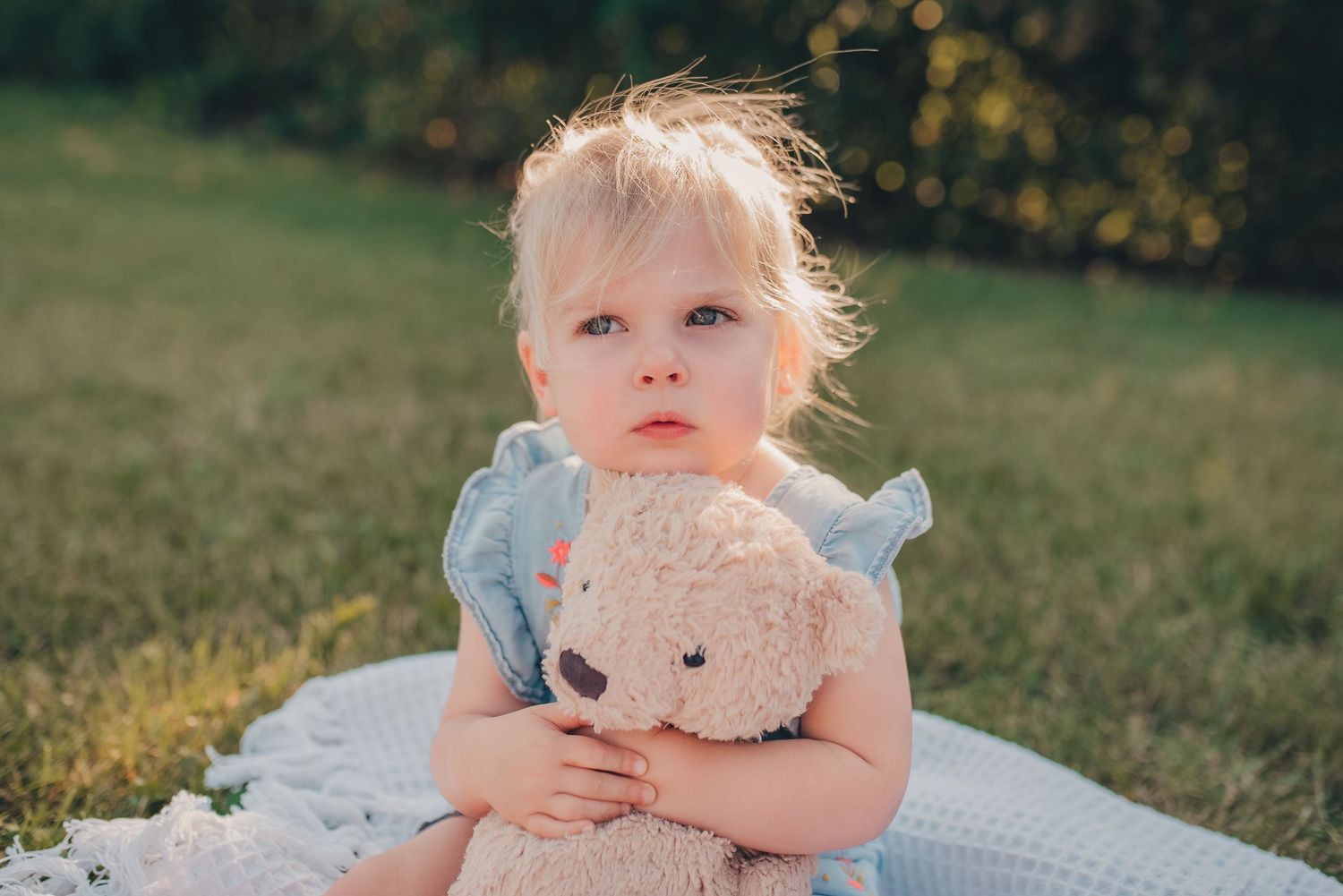 Outdoor childhood portrait session golden hour