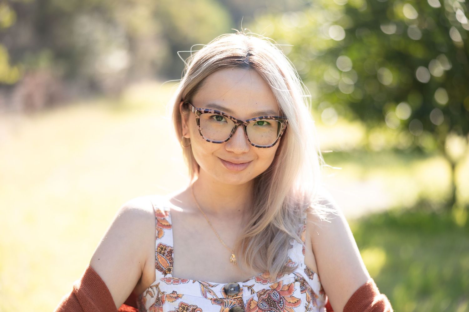 Outdoor portrait session in Sydney with natural light
