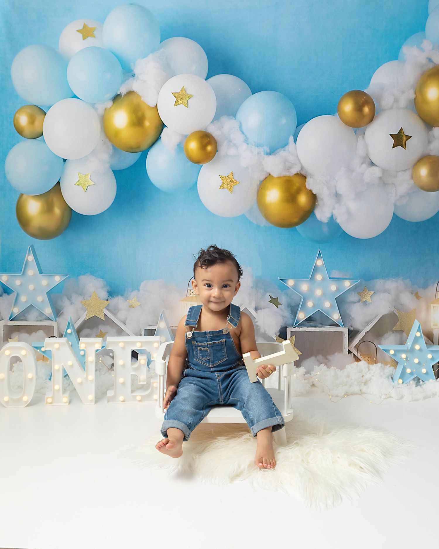Balloon and cloud themed first birthday