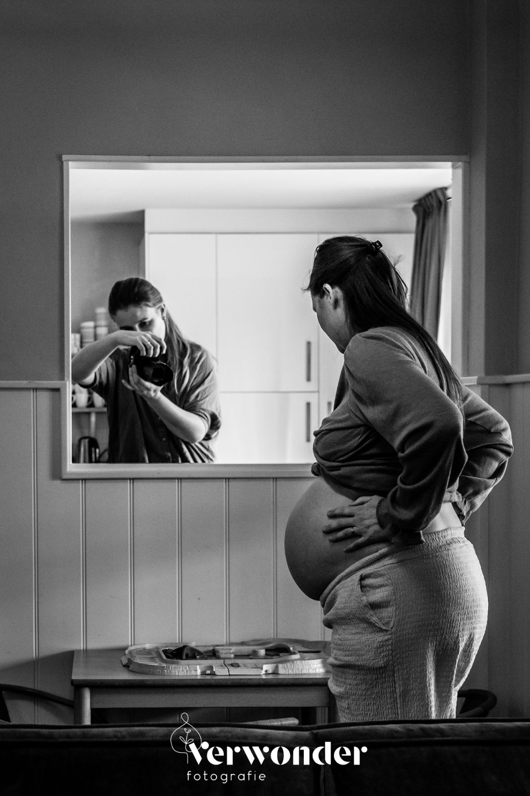 Nora van Arkel van Mama Nora Fotografie fotografeert bevalling, regio Den Haag en Leiden - foto door Verwonder Fotografie